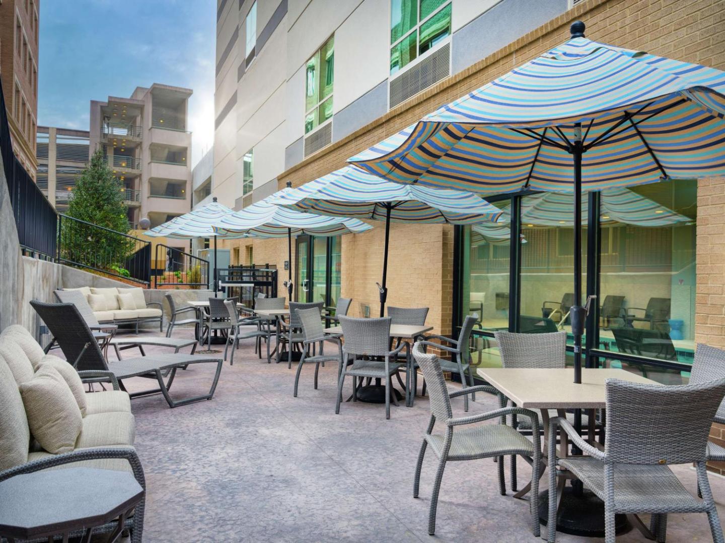 Hampton Inn & Suites Atlanta Decatur Emory Hampton Inn & Suites Atlanta Decatur Emory
