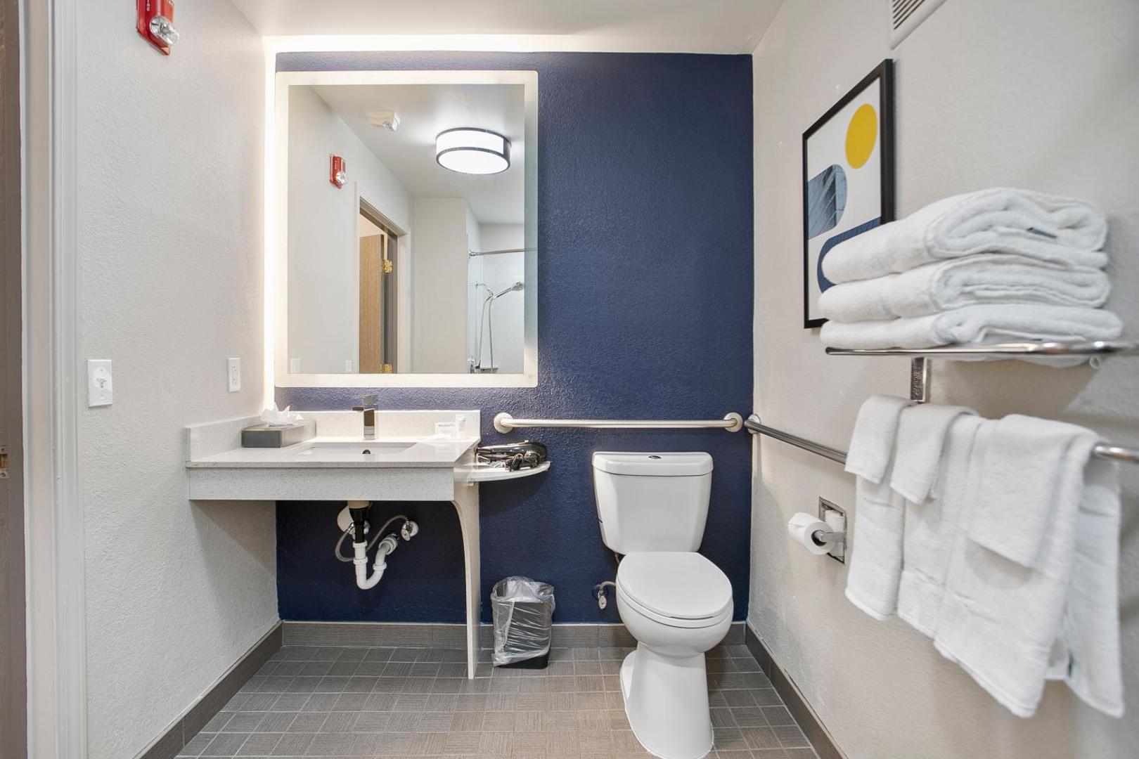 City Express by Marriott Duluth