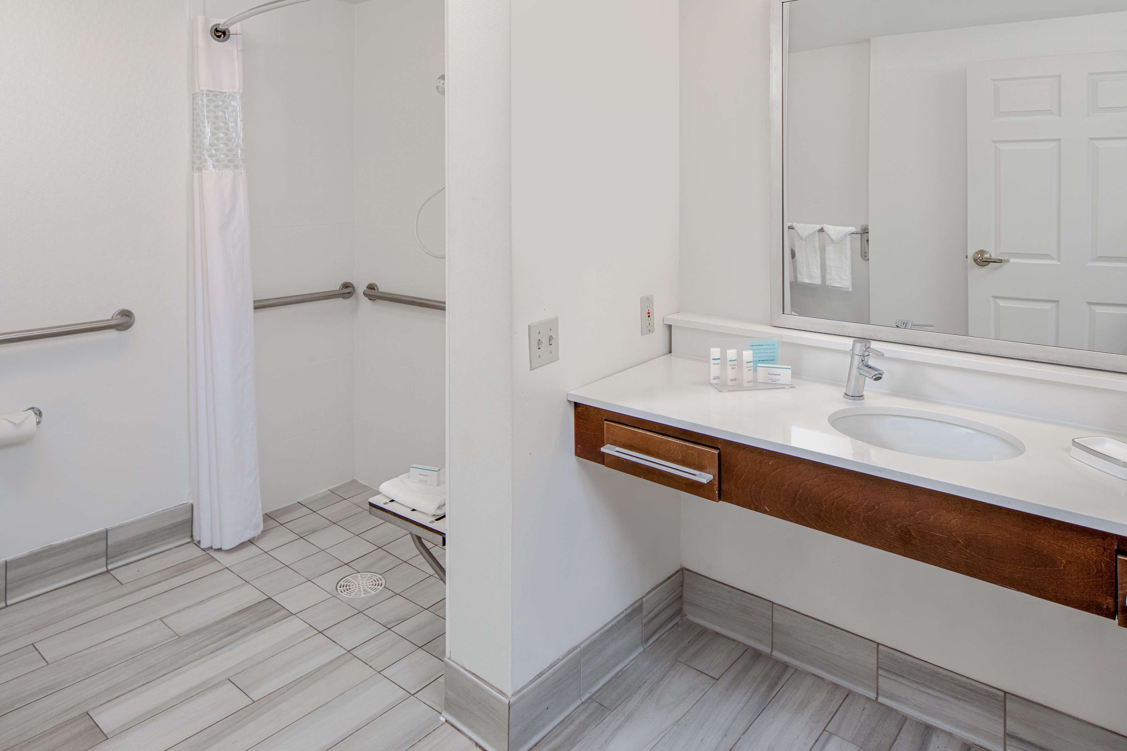 Hampton Inn & Suites Atlanta/Duluth/Gwinnett County Hampton Inn & Suites Atlanta/Duluth/Gwinnett County