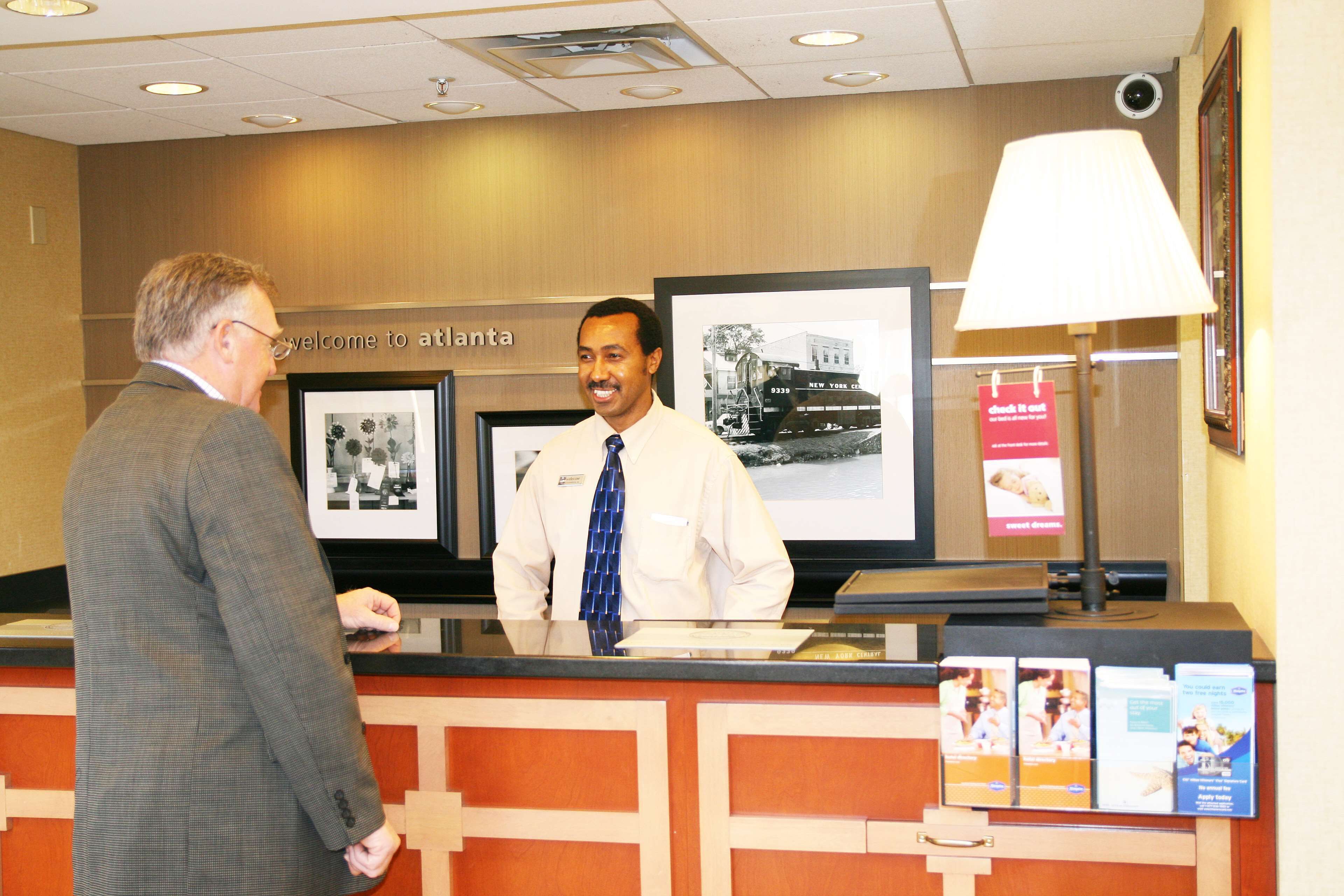 Hampton Inn & Suites Atlanta Airport North I85 Hampton Inn & Suites Atlanta Airport North I85