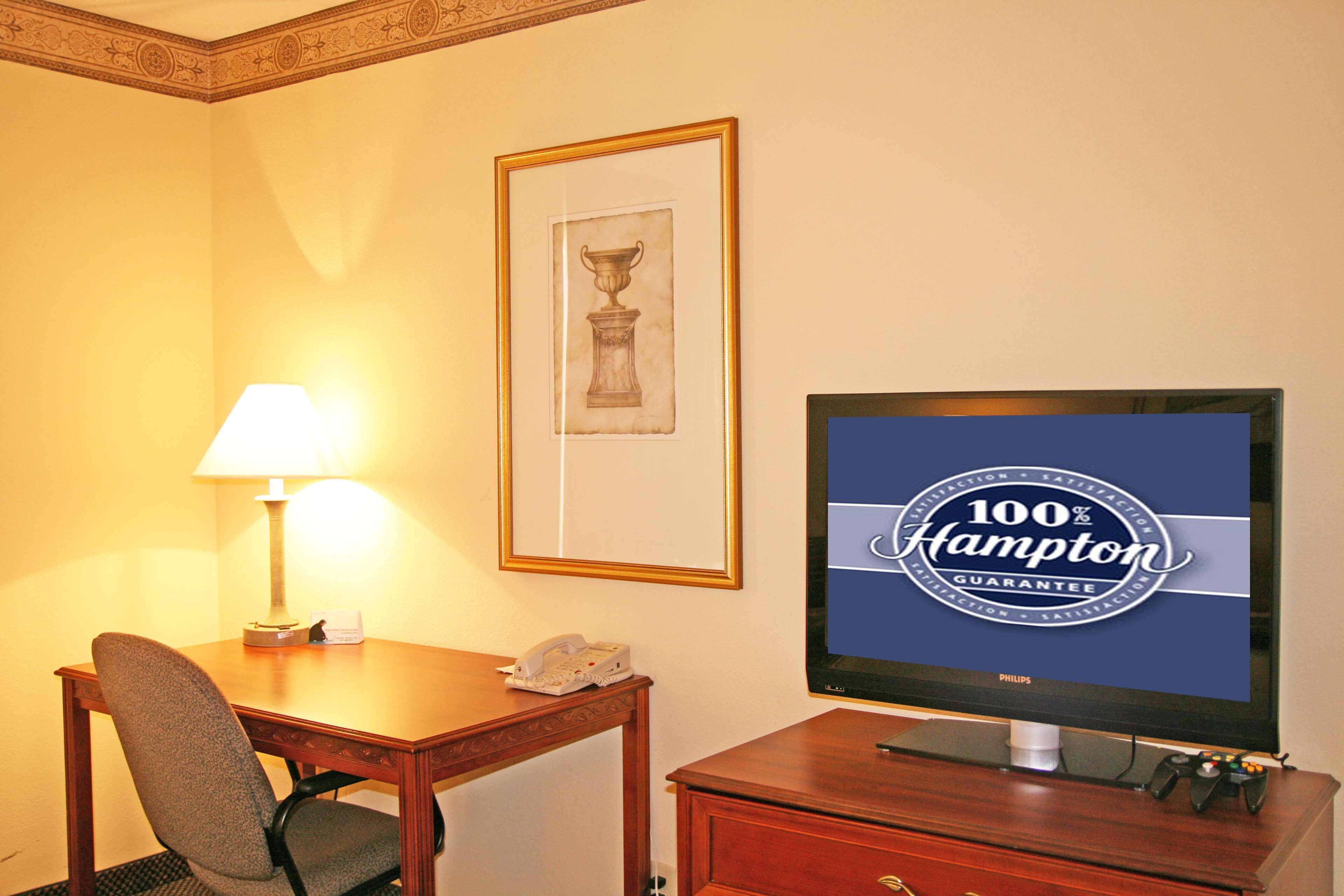 Hampton Inn & Suites Atlanta Airport North I85 Hampton Inn & Suites Atlanta Airport North I85