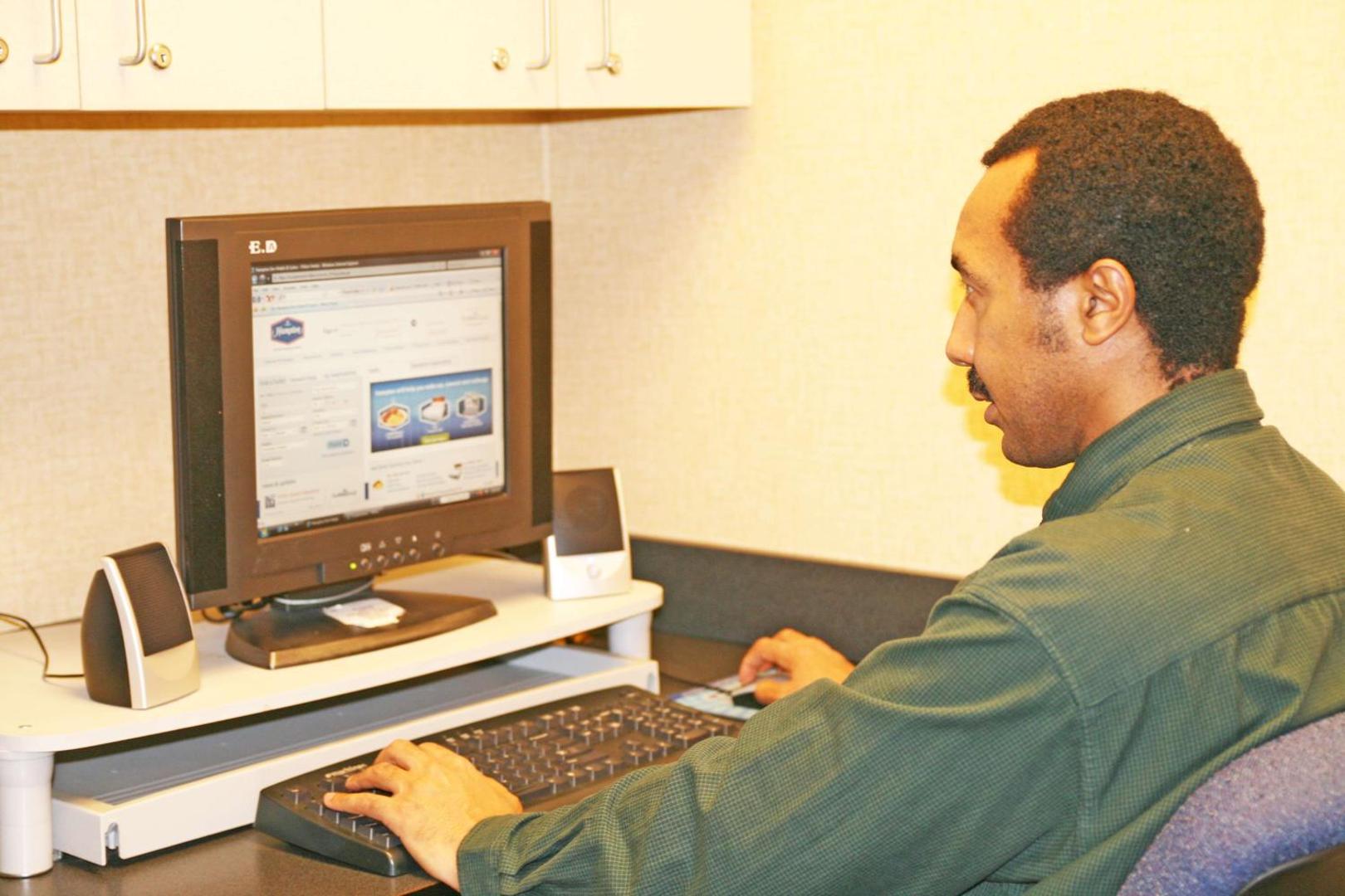 Hampton Inn & Suites Atlanta Airport North I85 Hampton Inn & Suites Atlanta Airport North I85