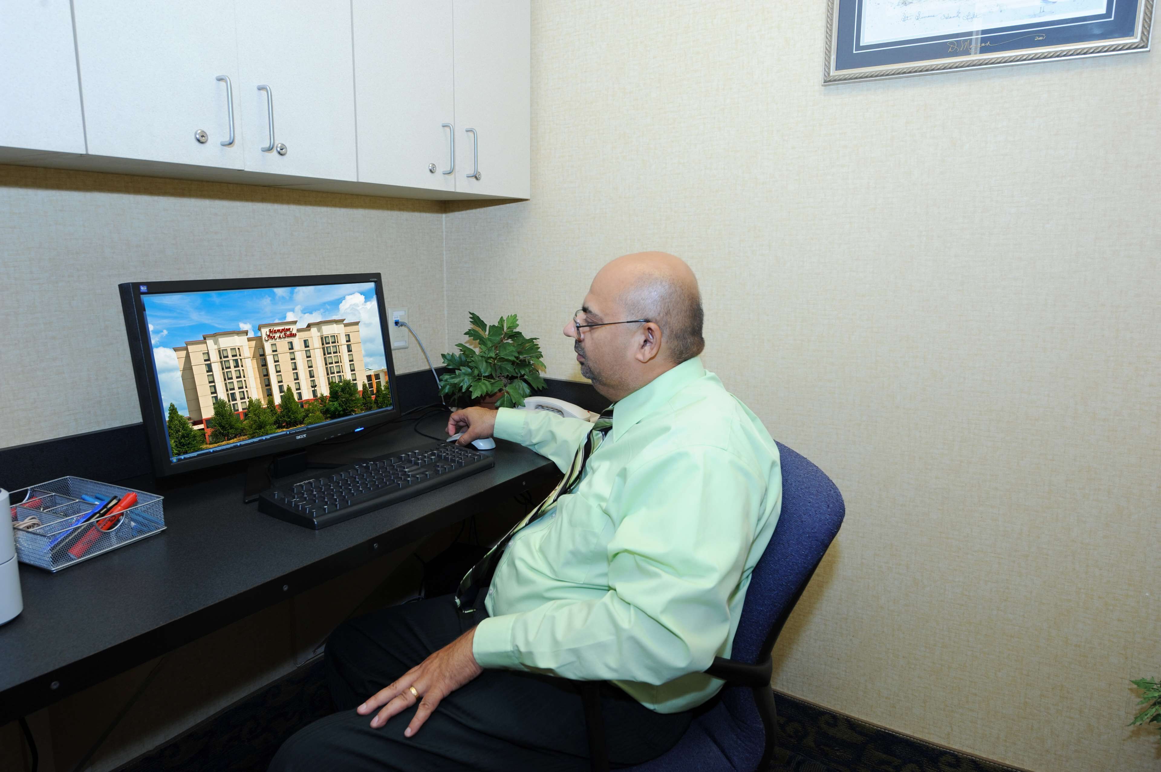 Hampton Inn & Suites Atlanta Airport North I85 Hampton Inn & Suites Atlanta Airport North I85