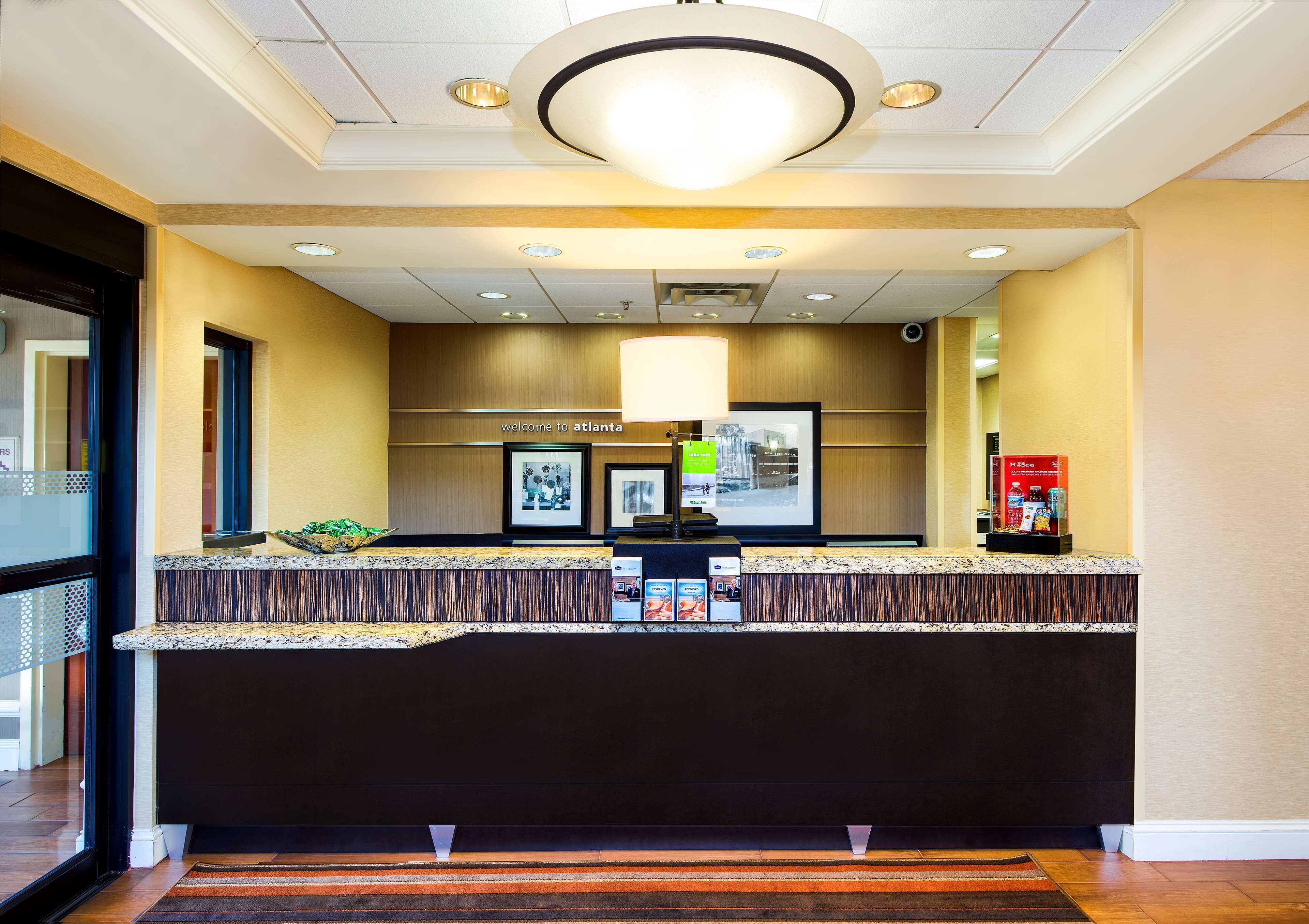 Hampton Inn & Suites Atlanta Airport North I85 Hampton Inn & Suites Atlanta Airport North I85