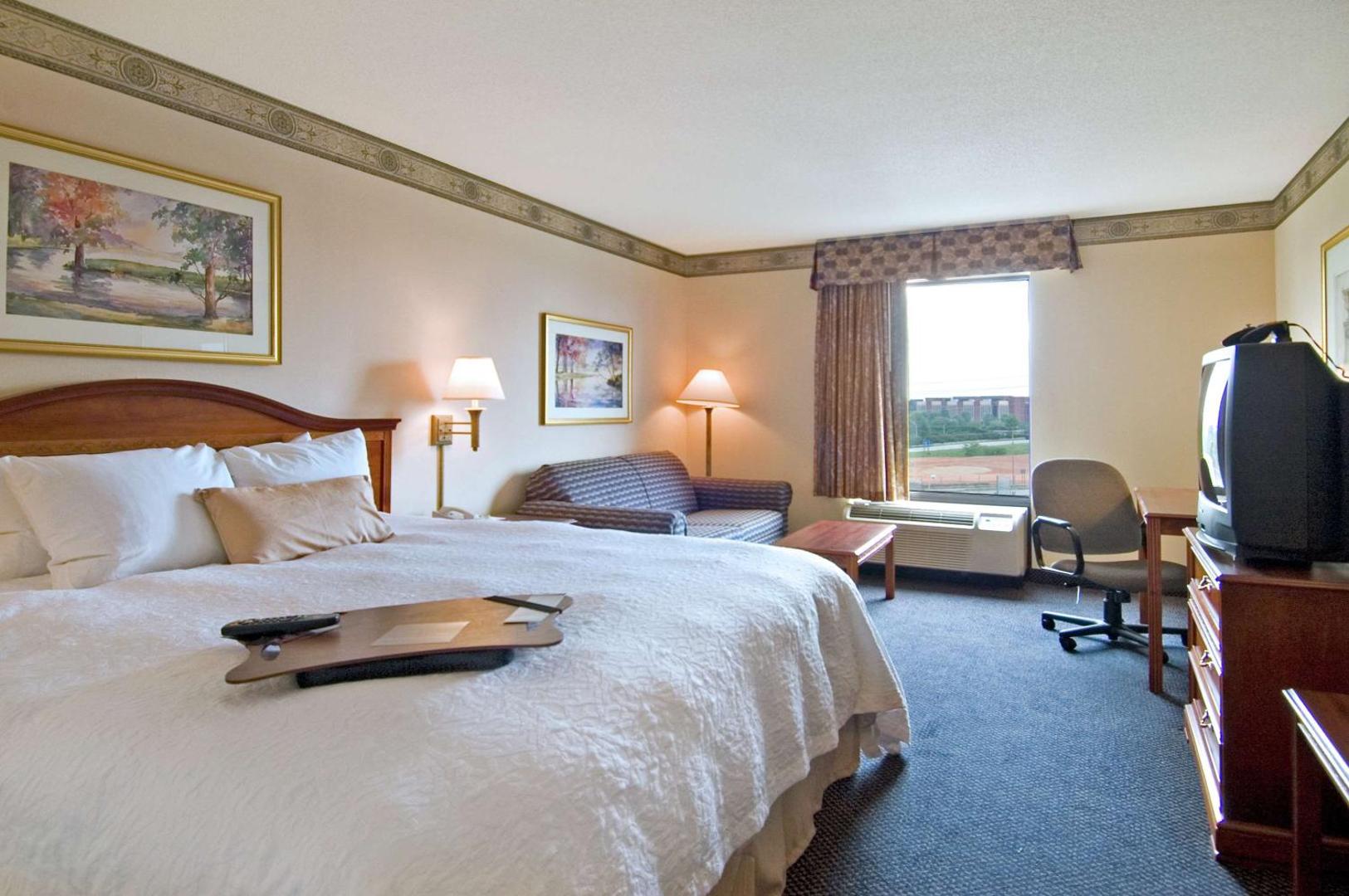 Hampton Inn & Suites Atlanta Airport North I85 Hampton Inn & Suites Atlanta Airport North I85