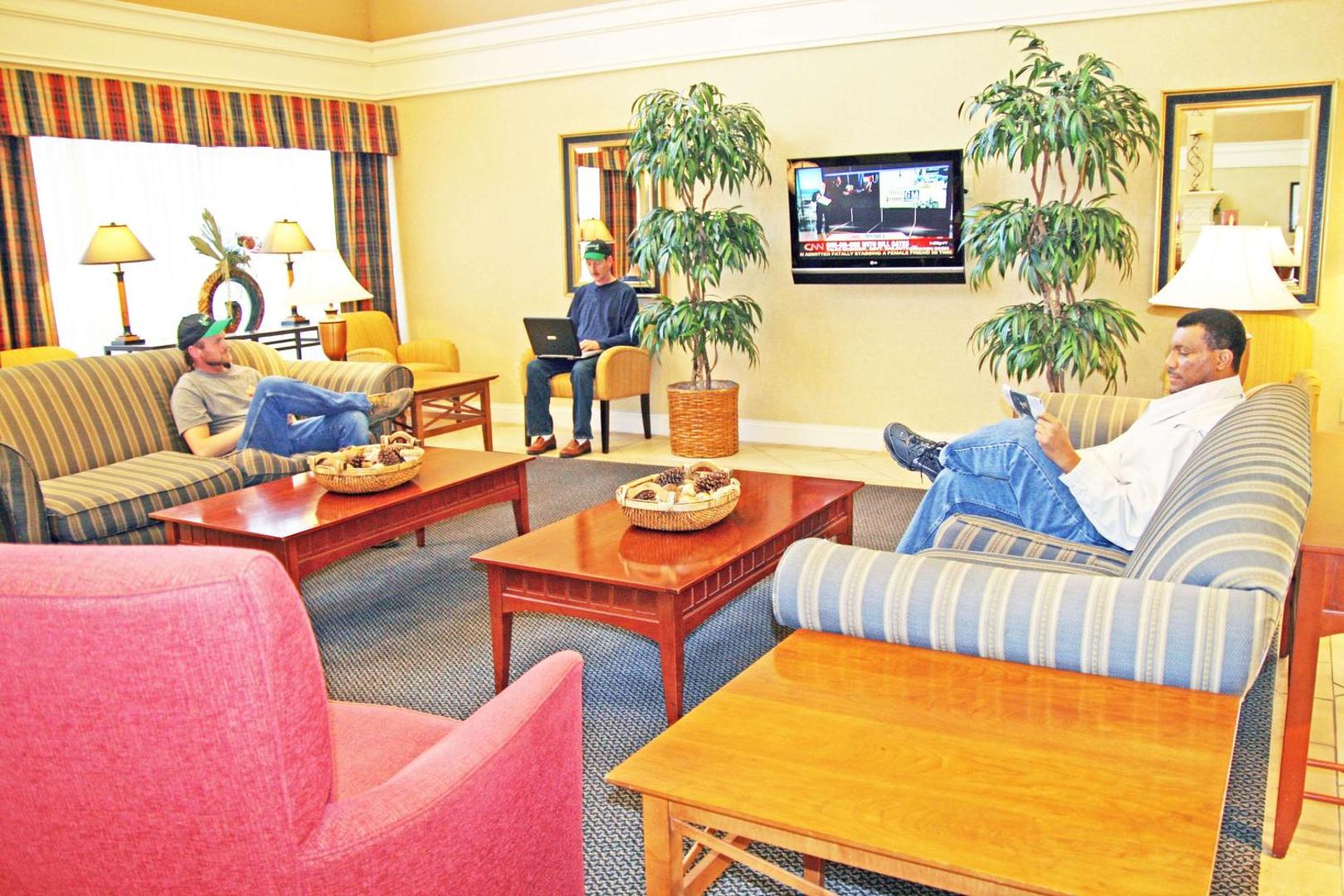 Hampton Inn & Suites Atlanta Airport North I85 Hampton Inn & Suites Atlanta Airport North I85