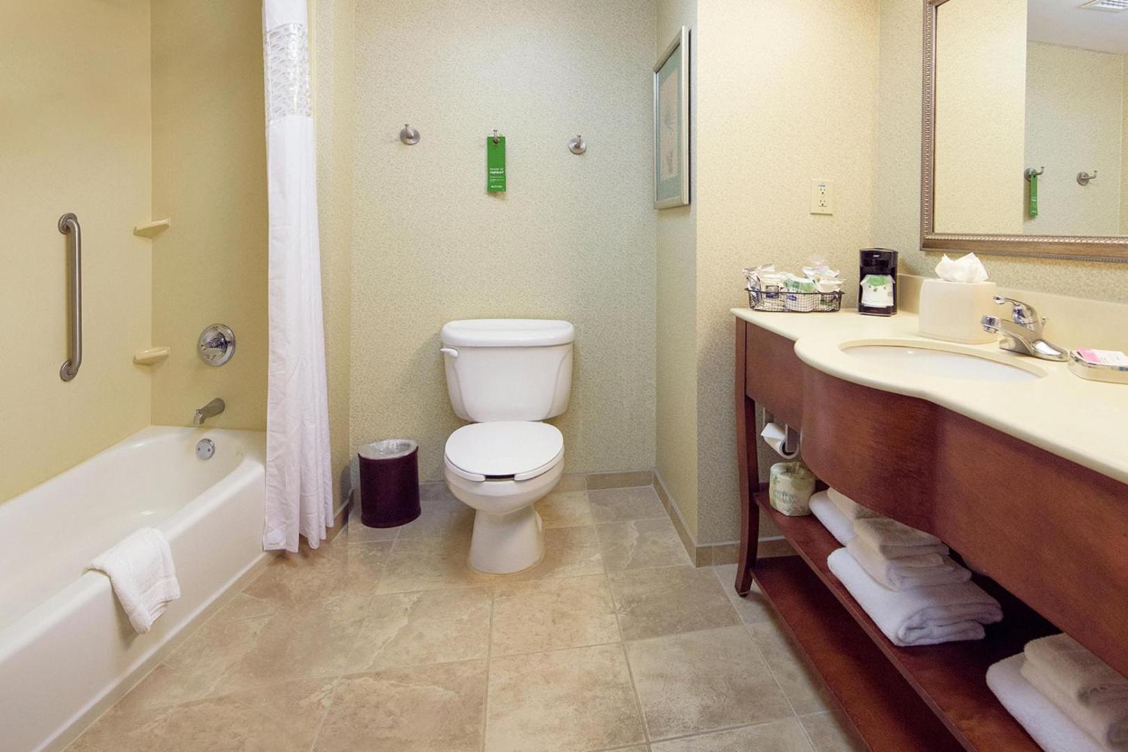 Hampton Inn Fayetteville Hampton Inn Fayetteville