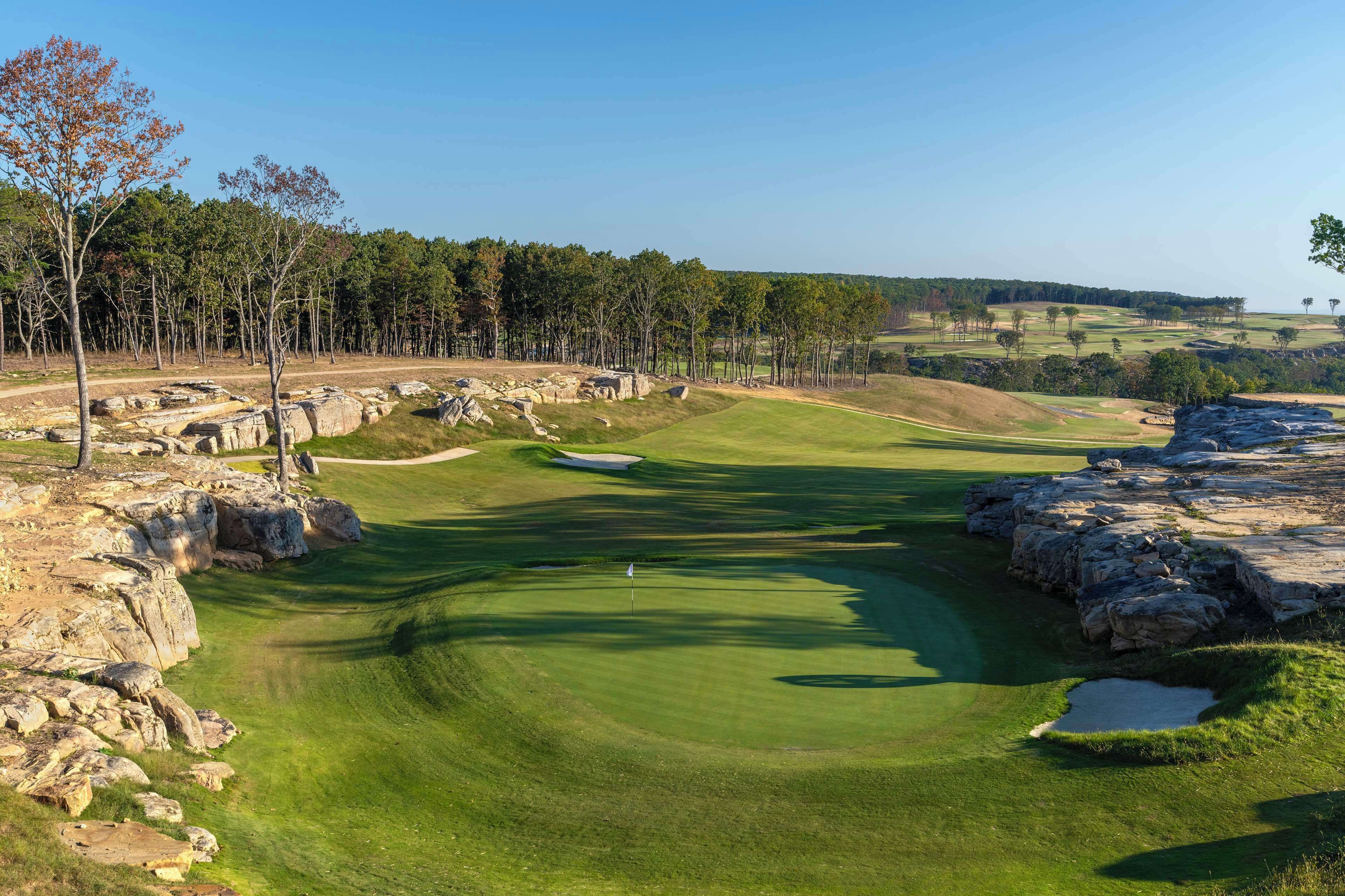 Cloudland at McLemore Resort Lookout Mountain, Curio by Hilton