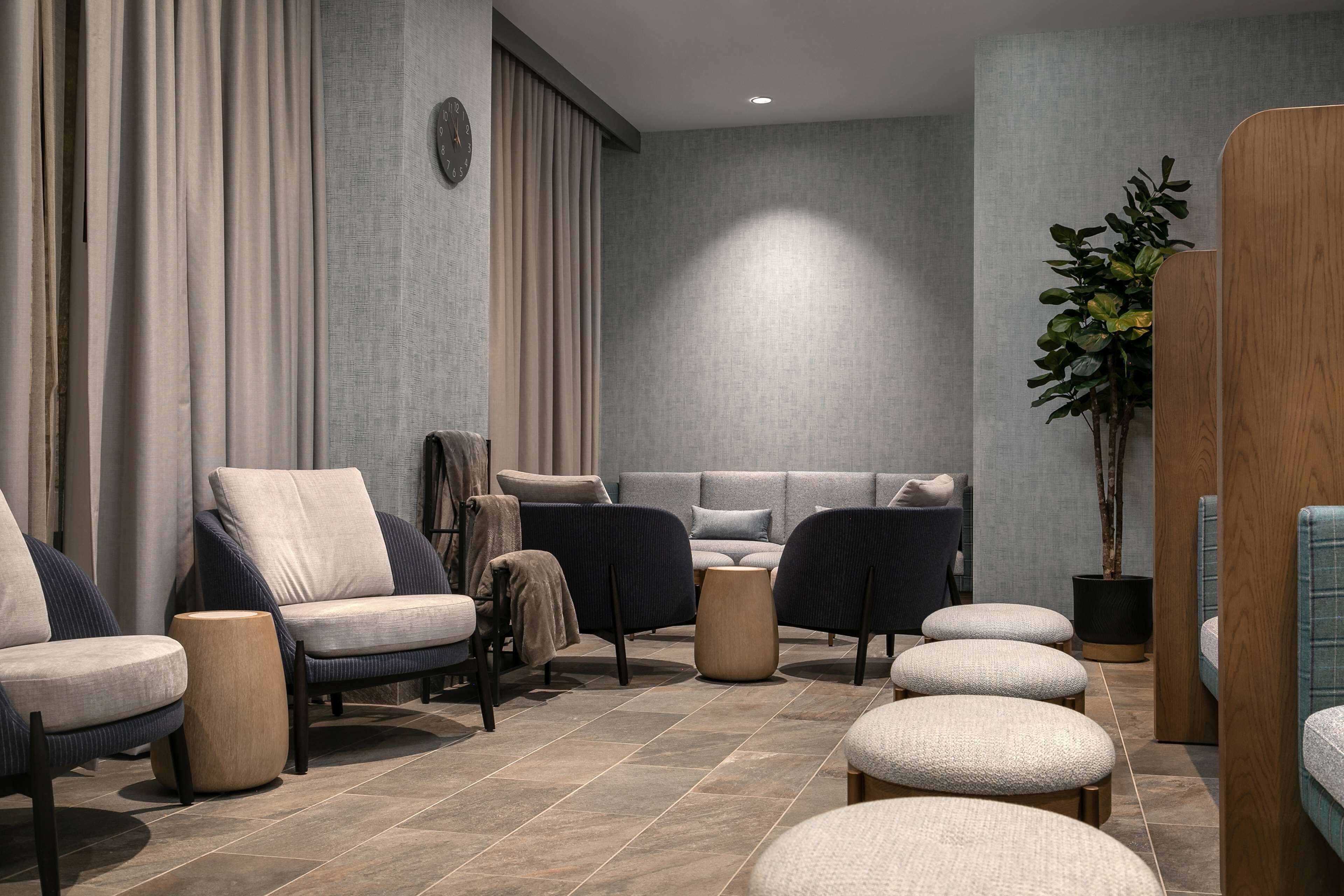 Cloudland at McLemore Resort Lookout Mountain, Curio by Hilton