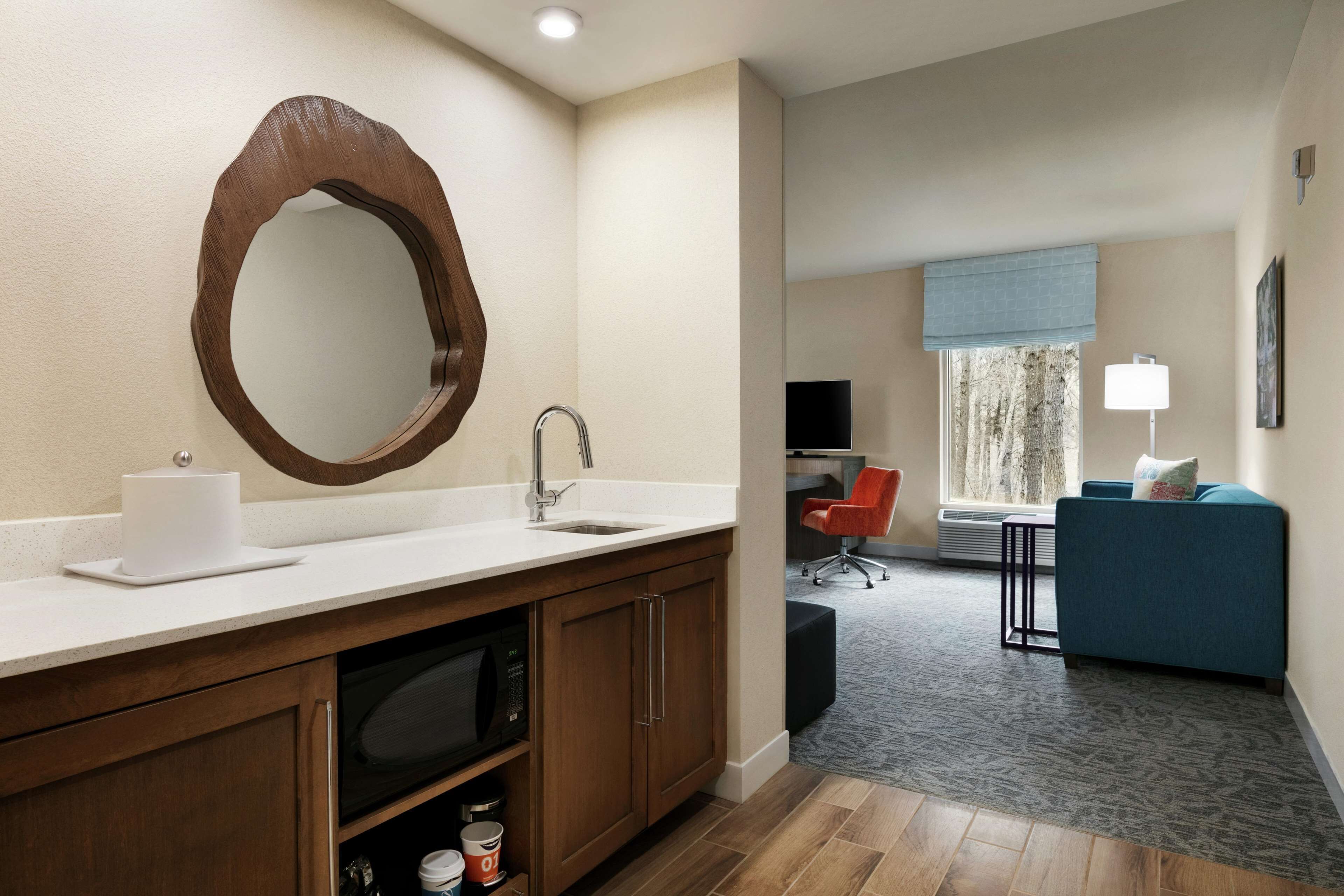 Hampton Inn and Suites Johns Creek Hampton Inn and Suites Johns Creek
