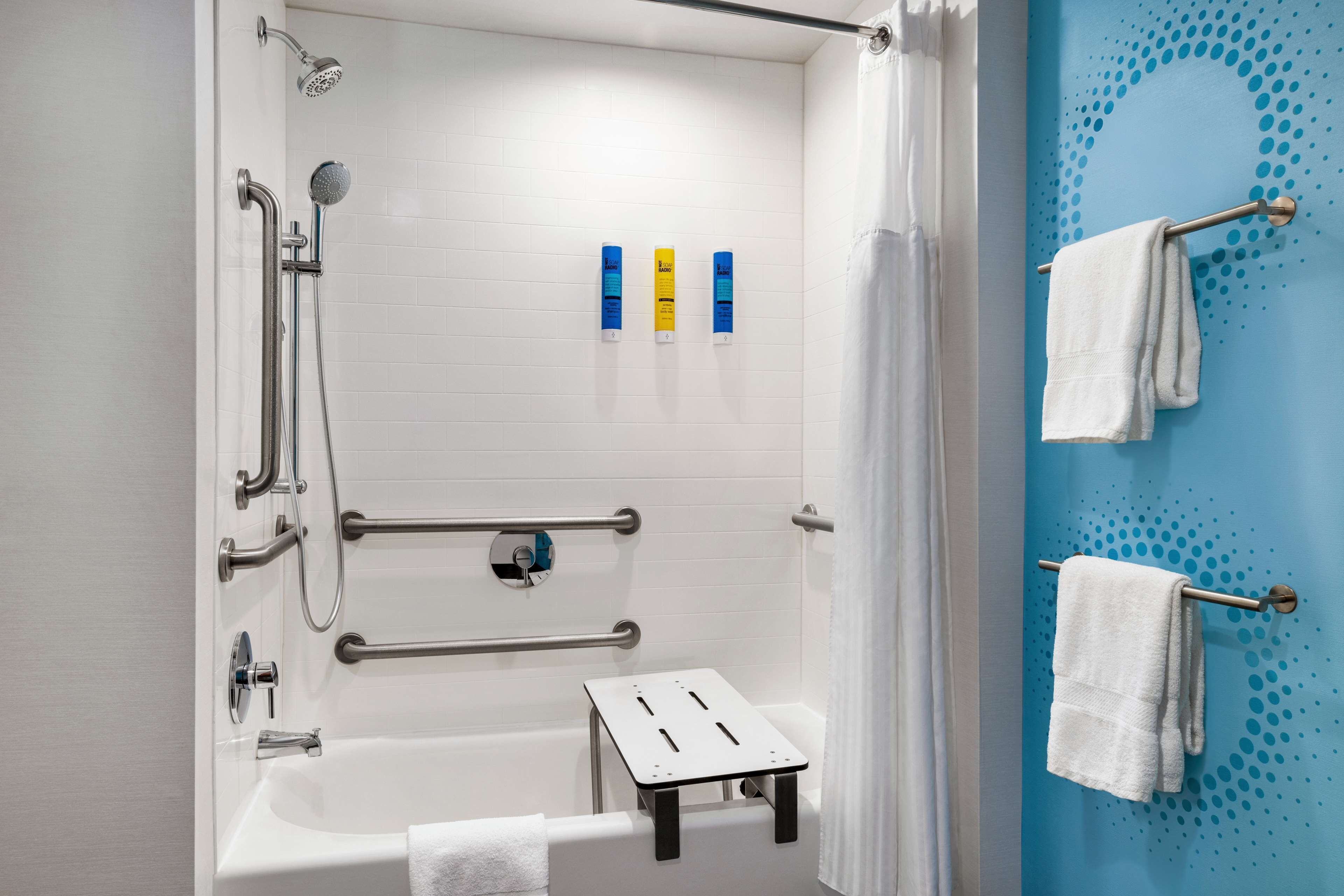 Tru by Hilton Lawrenceville Atlanta I-85 Sugarloaf