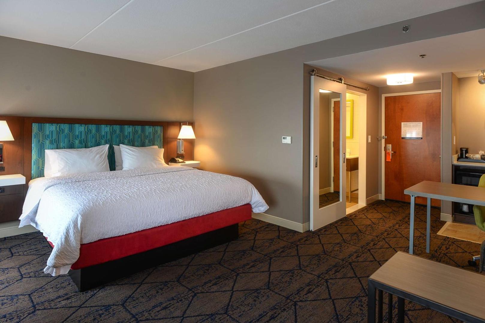 Hampton Inn & Suites ATL-Six Flags Hampton Inn & Suites ATL-Six Flags