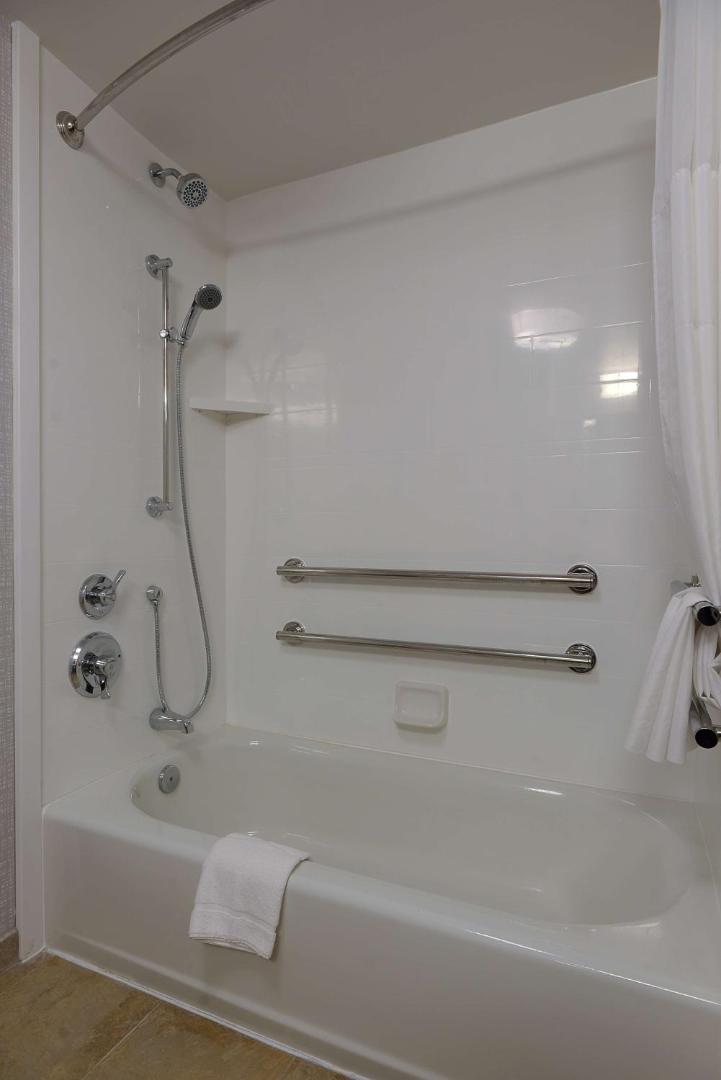 Hampton Inn & Suites ATL-Six Flags Hampton Inn & Suites ATL-Six Flags