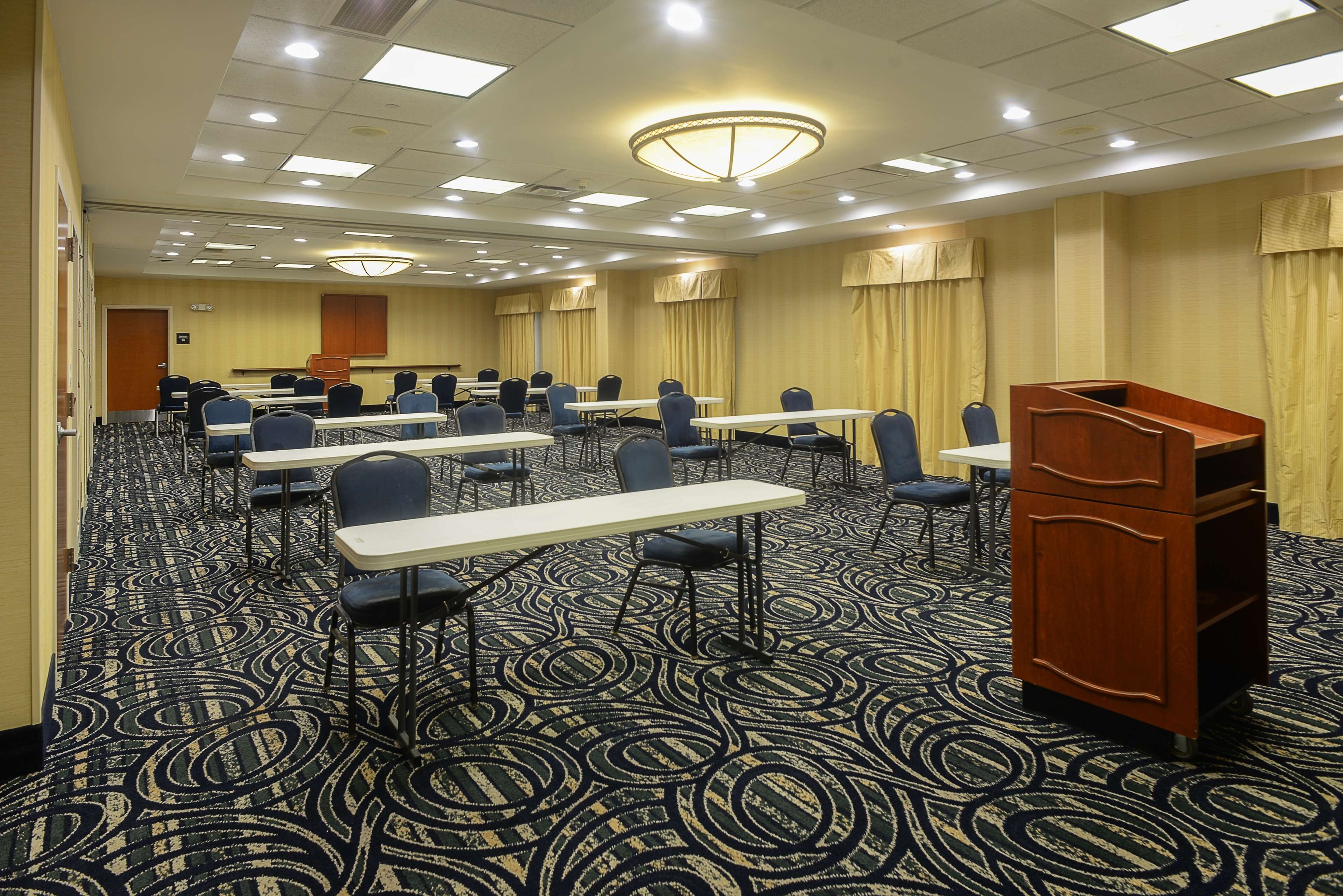 Hampton Inn & Suites ATL-Six Flags Hampton Inn & Suites ATL-Six Flags