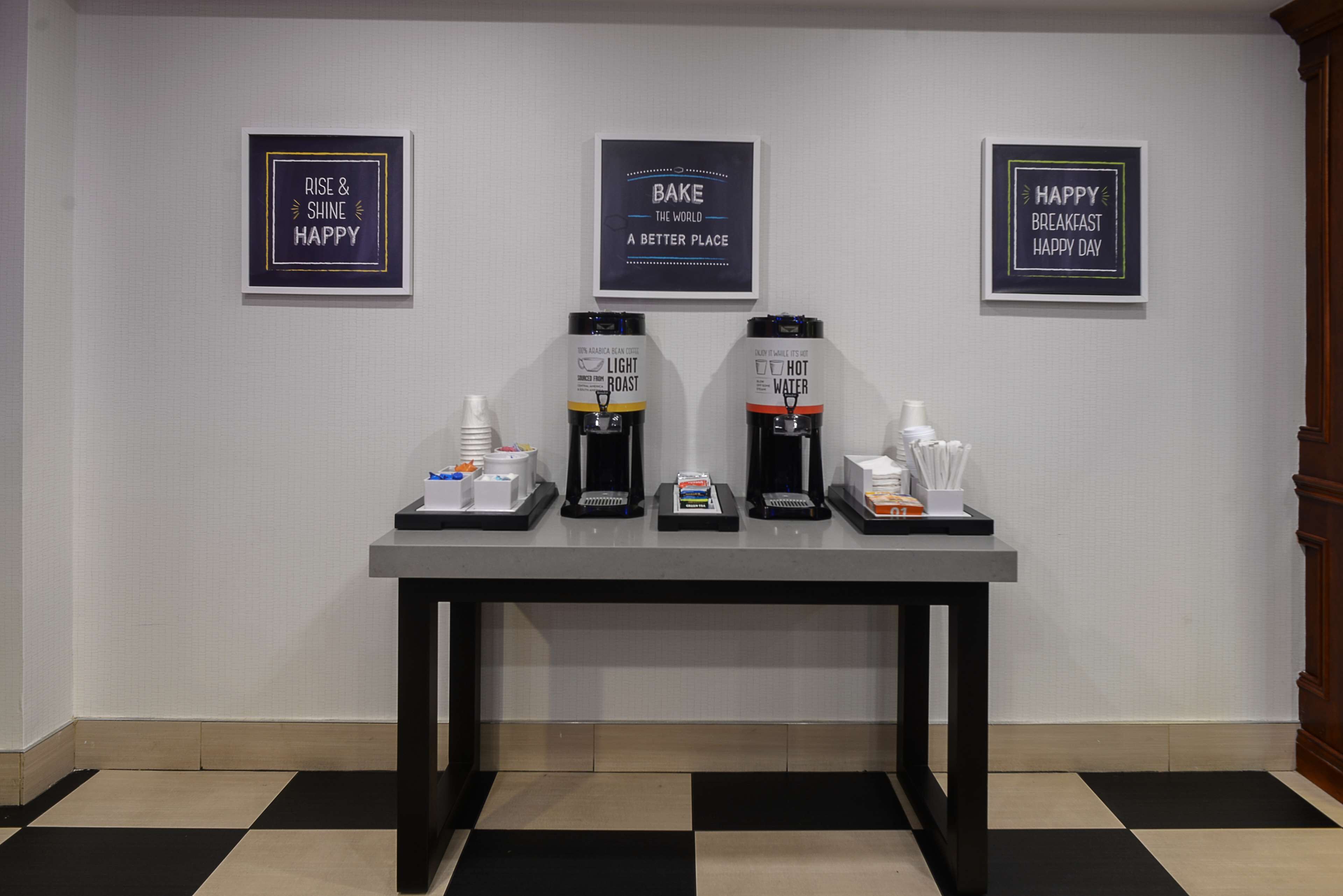 Hampton Inn & Suites ATL-Six Flags Hampton Inn & Suites ATL-Six Flags