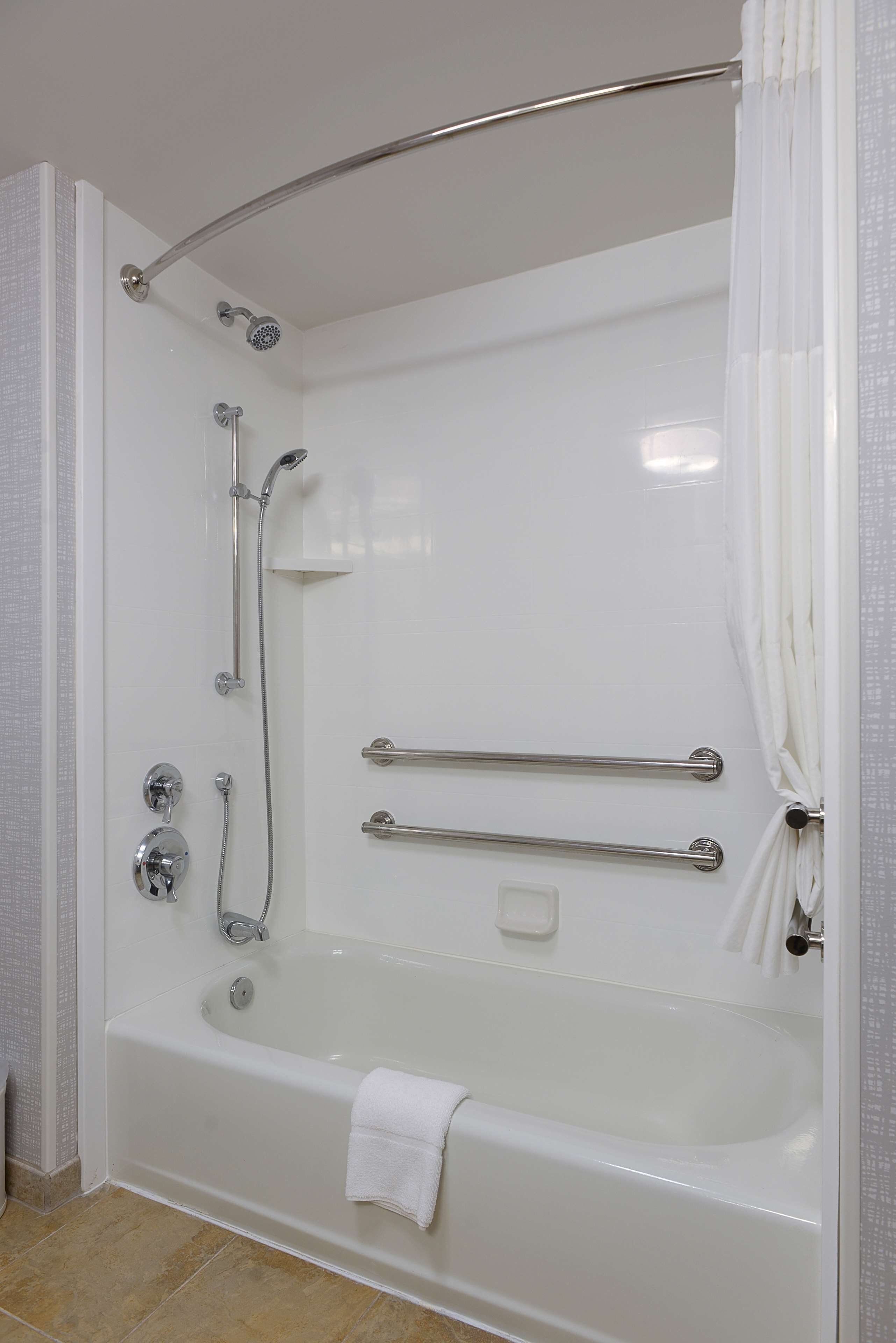 Hampton Inn & Suites ATL-Six Flags Hampton Inn & Suites ATL-Six Flags