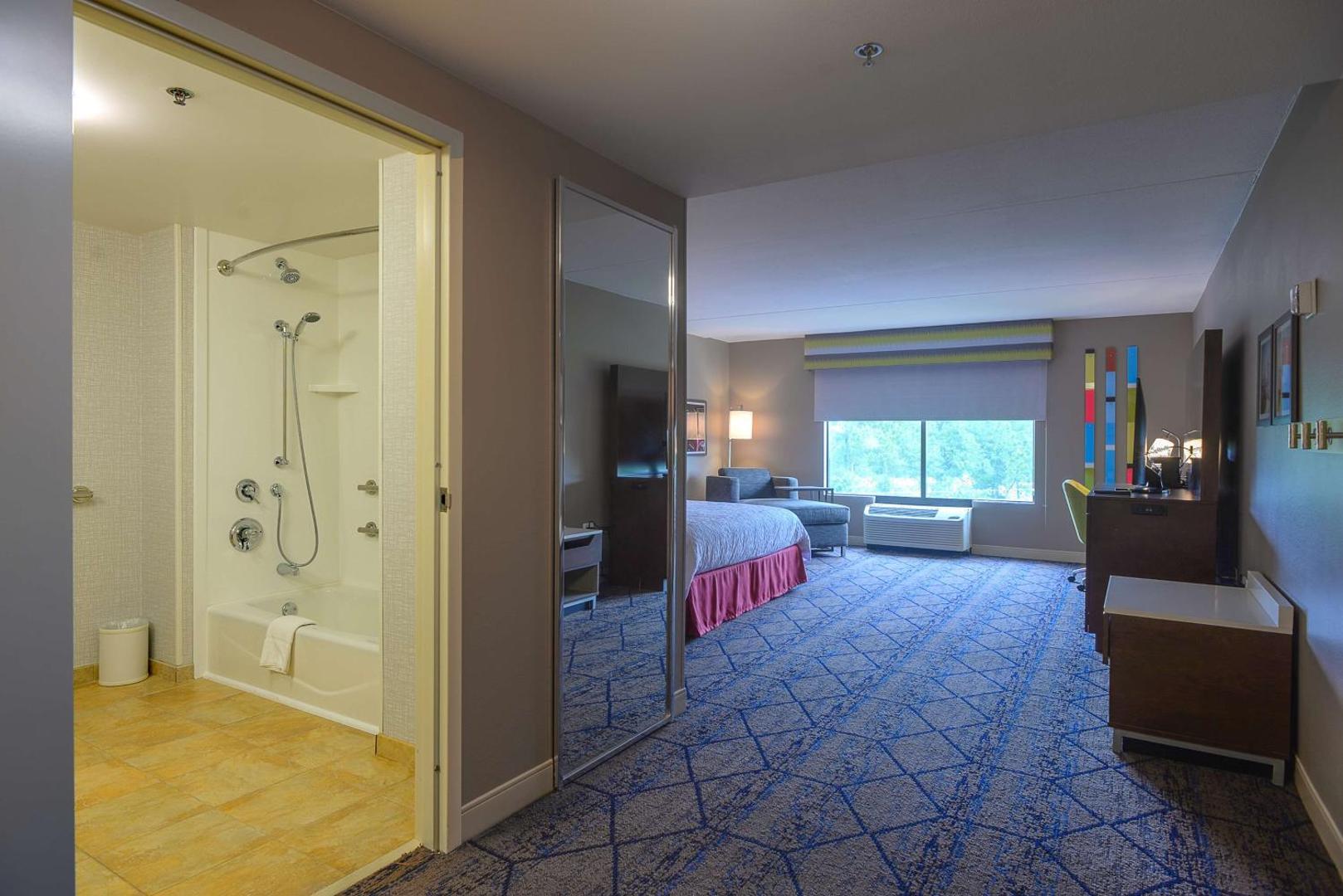 Hampton Inn & Suites ATL-Six Flags Hampton Inn & Suites ATL-Six Flags