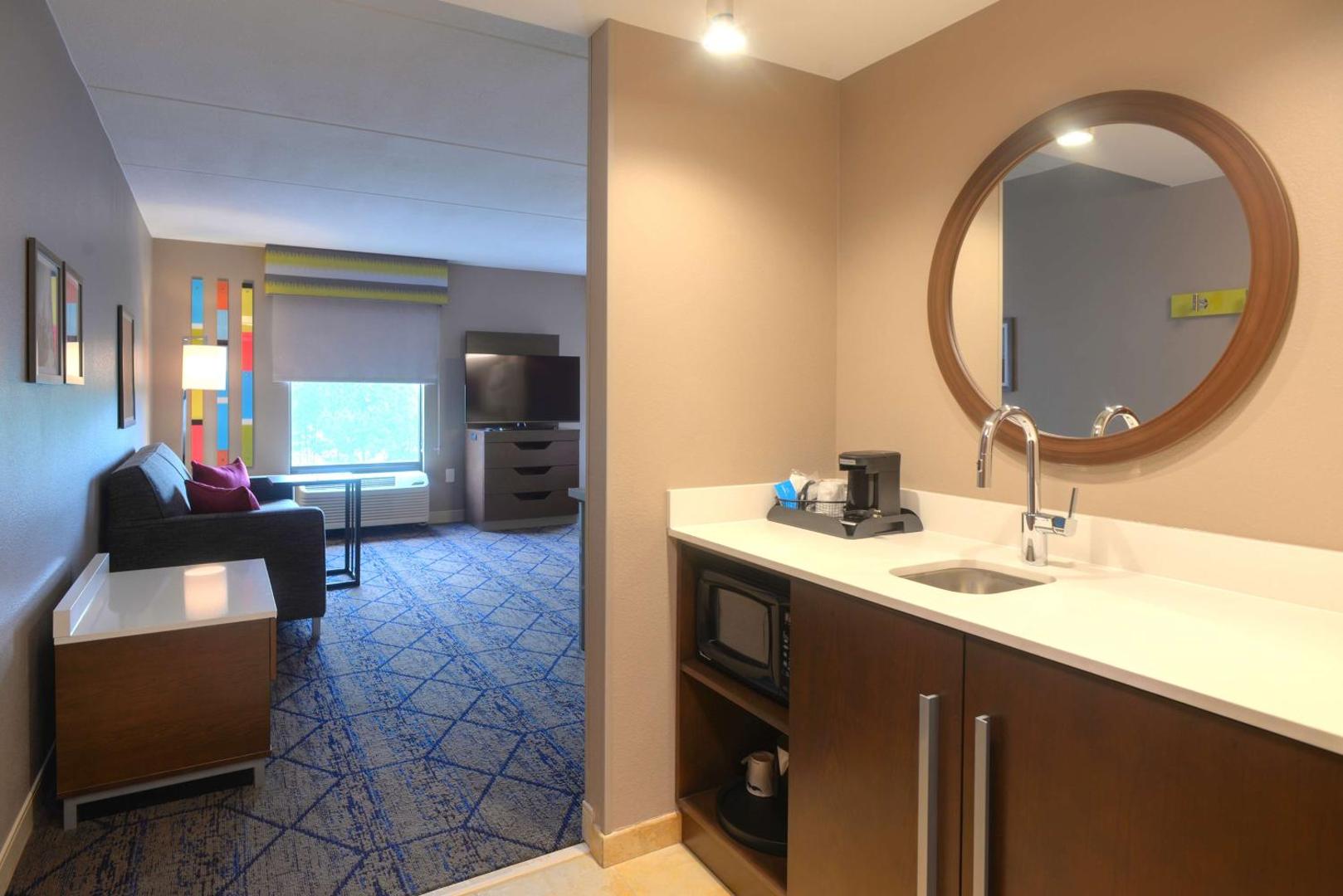 Hampton Inn & Suites ATL-Six Flags Hampton Inn & Suites ATL-Six Flags