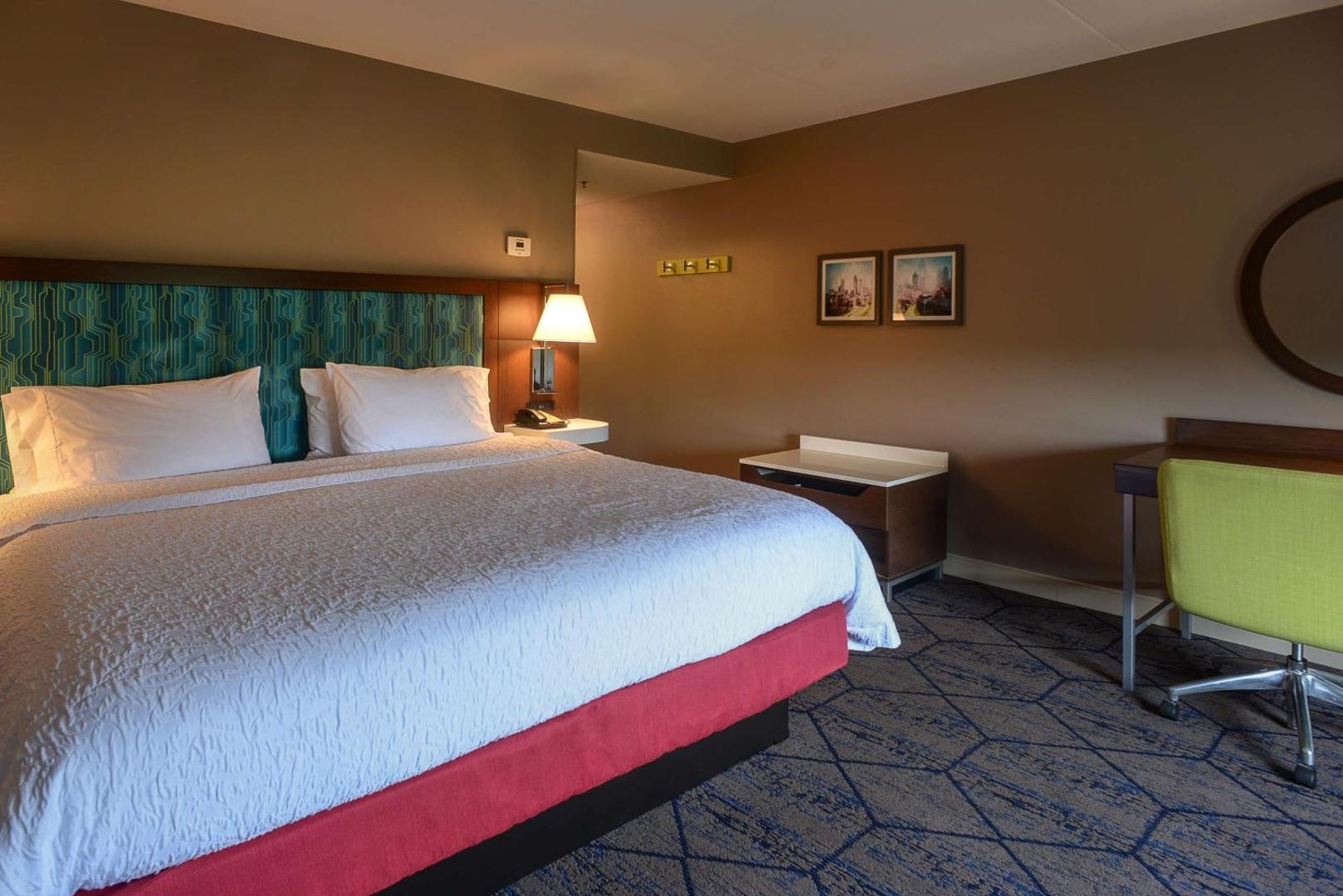 Hampton Inn & Suites ATL-Six Flags Hampton Inn & Suites ATL-Six Flags