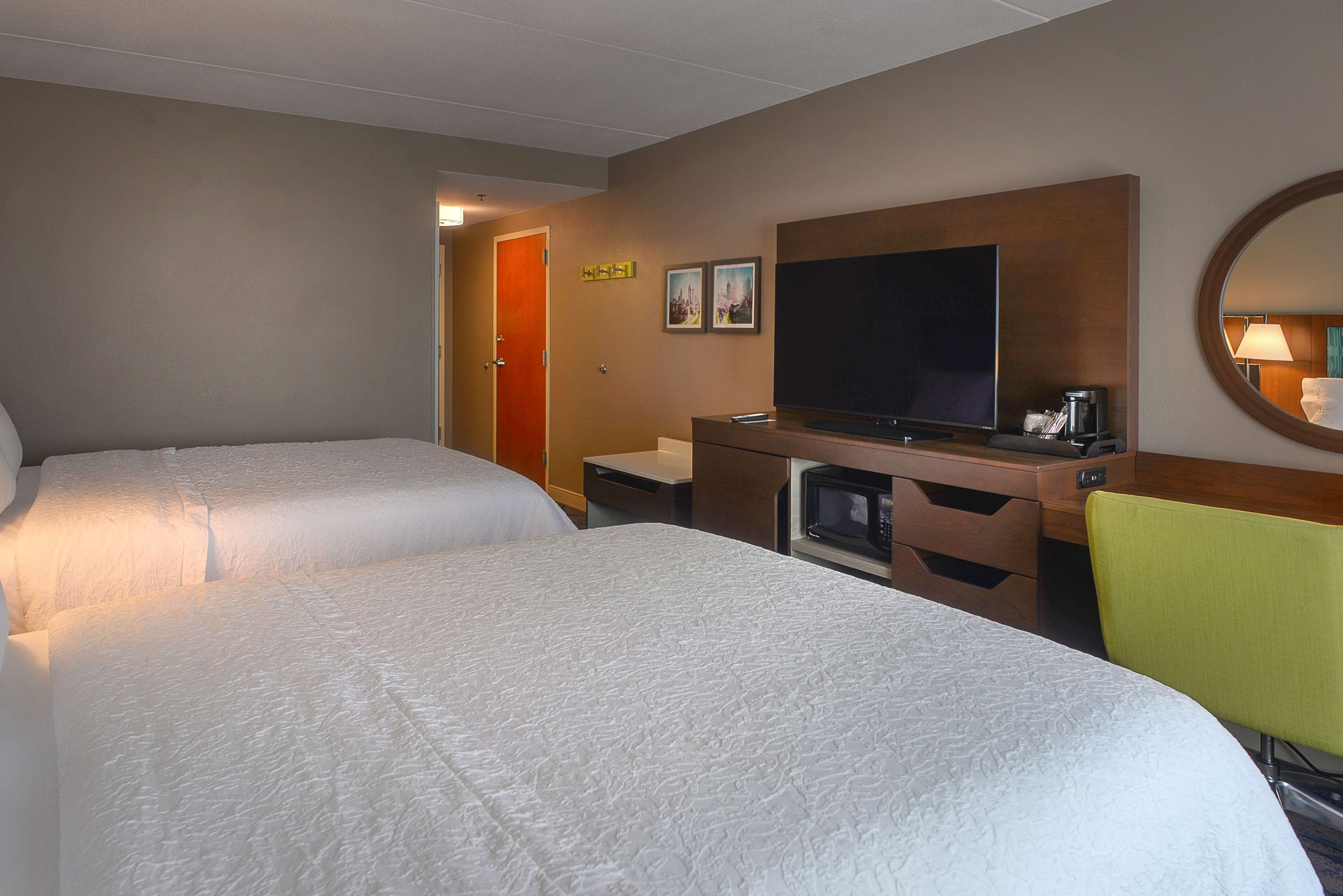 Hampton Inn & Suites ATL-Six Flags Hampton Inn & Suites ATL-Six Flags
