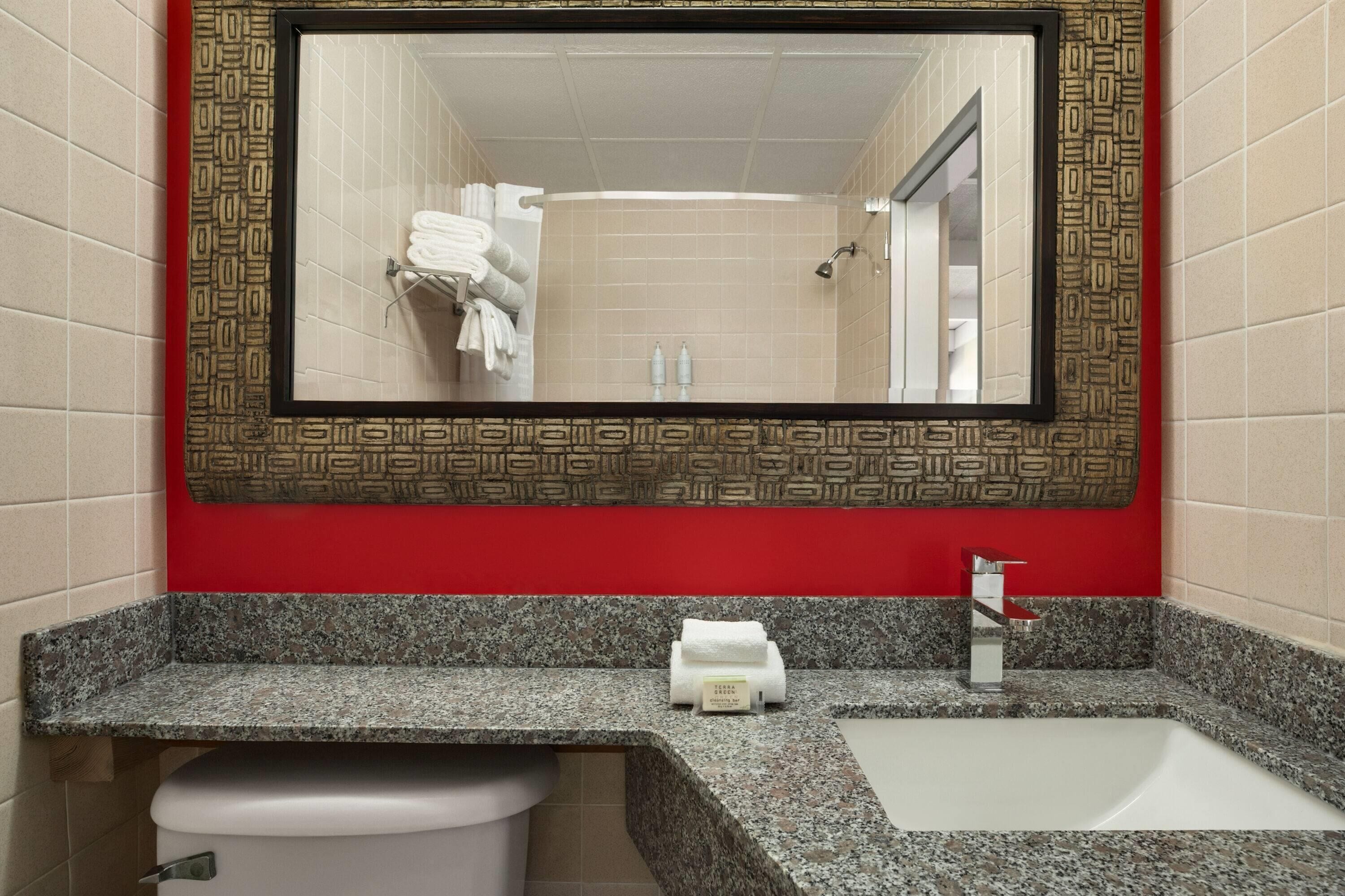 Econo Lodge Macon  GA