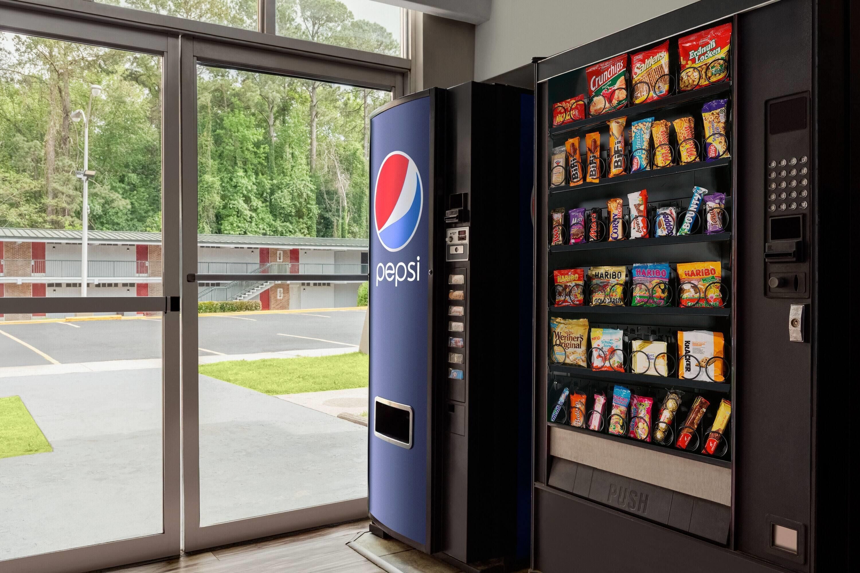 Econo Lodge Macon  GA