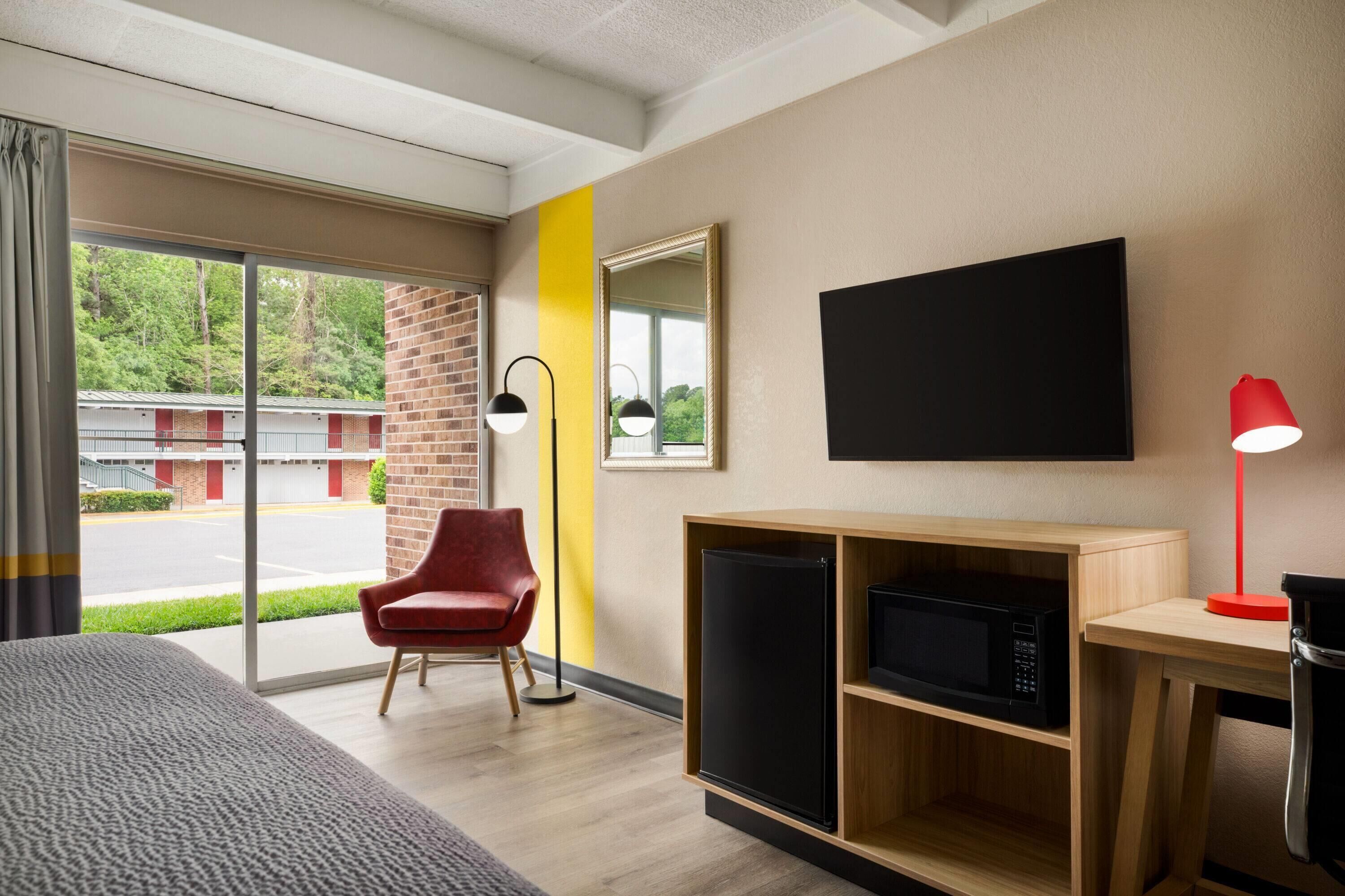 Econo Lodge Macon  GA