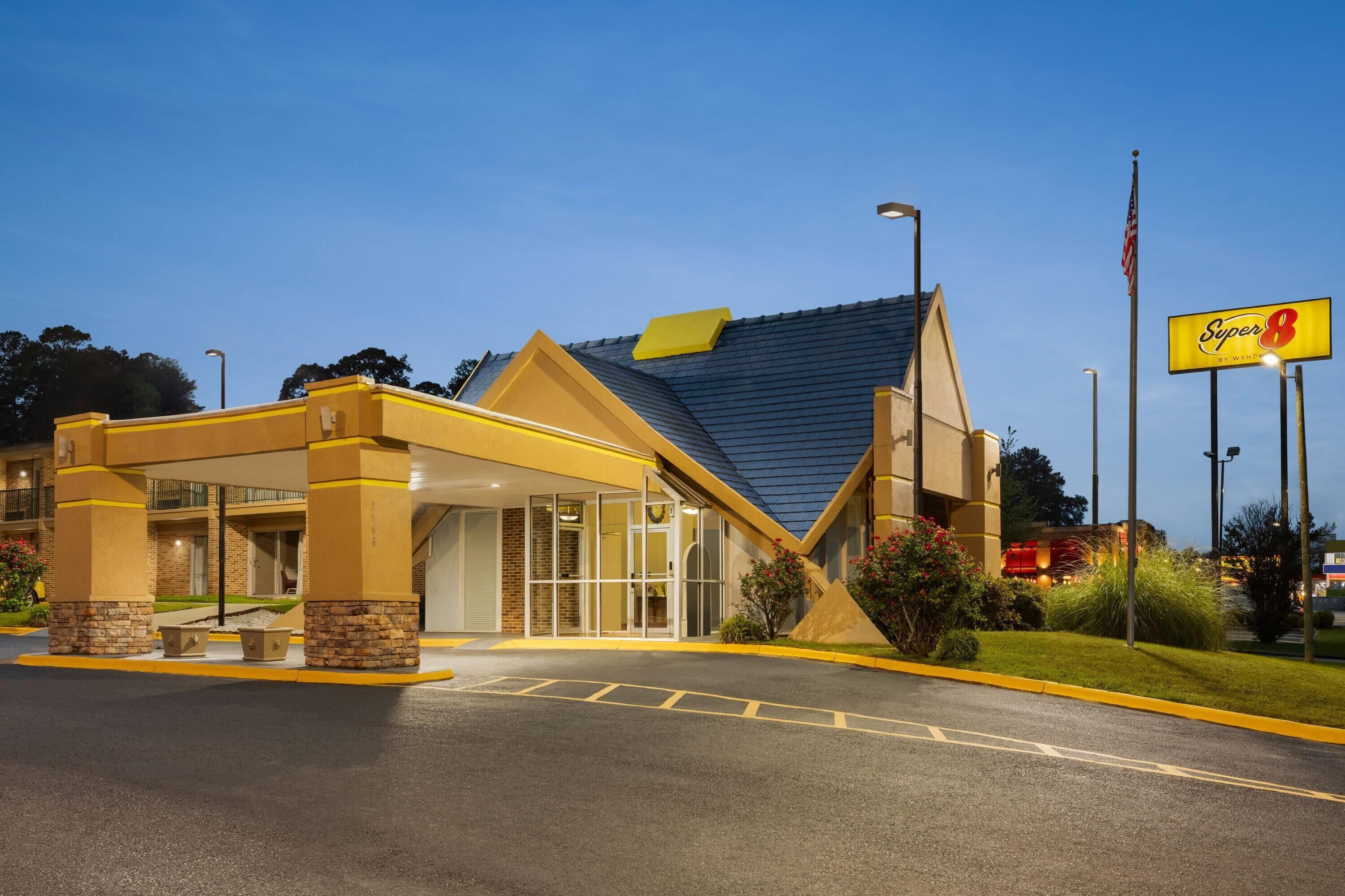 Econo Lodge Macon  GA