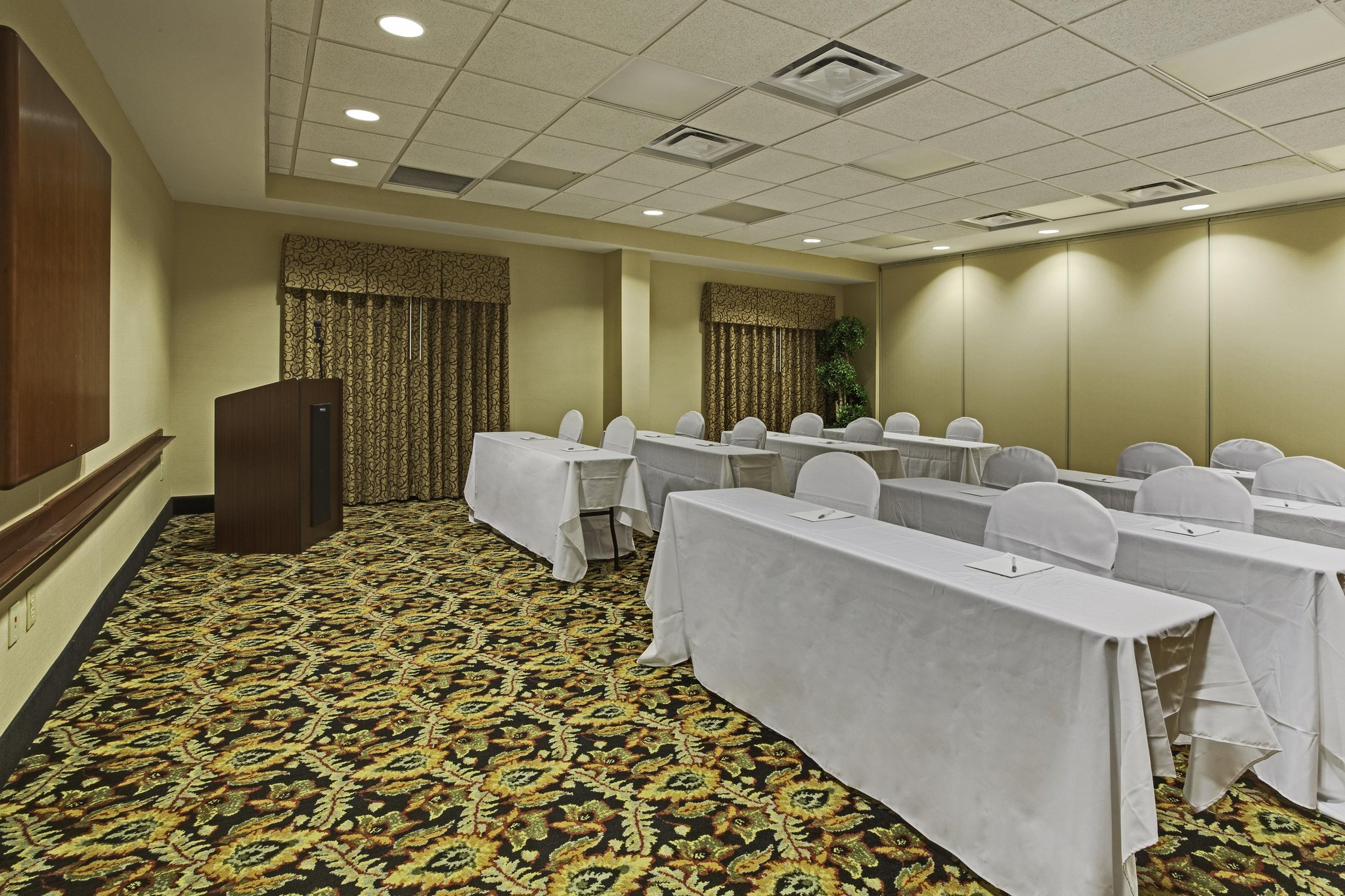 Hampton Inn & Suites Macon I-75 North Hampton Inn & Suites Macon I-75 North