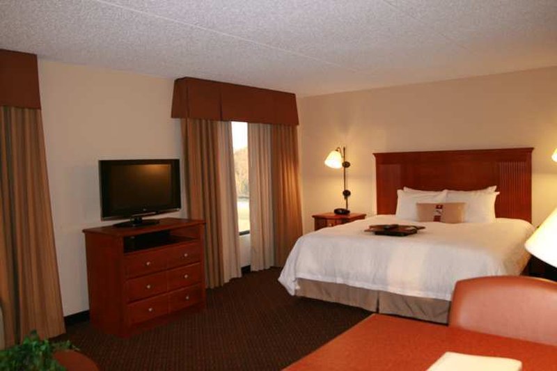 Hampton Inn & Suites Macon I-75 North Hampton Inn & Suites Macon I-75 North