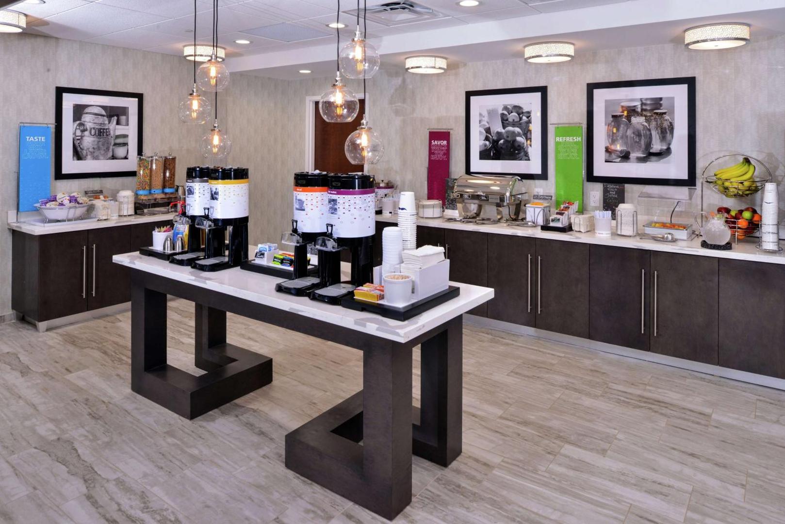 Hampton Inn and Suites Atlanta/Marietta Hampton Inn and Suites Atlanta/Marietta