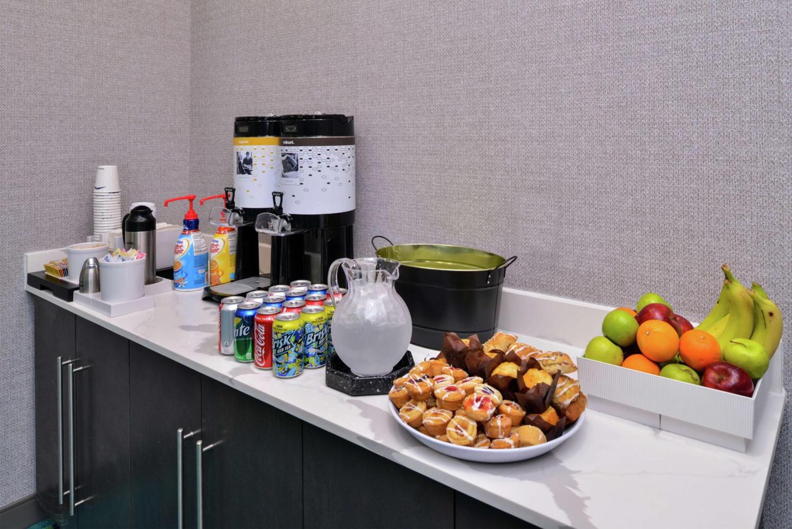 Hampton Inn and Suites Atlanta/Marietta Hampton Inn and Suites Atlanta/Marietta