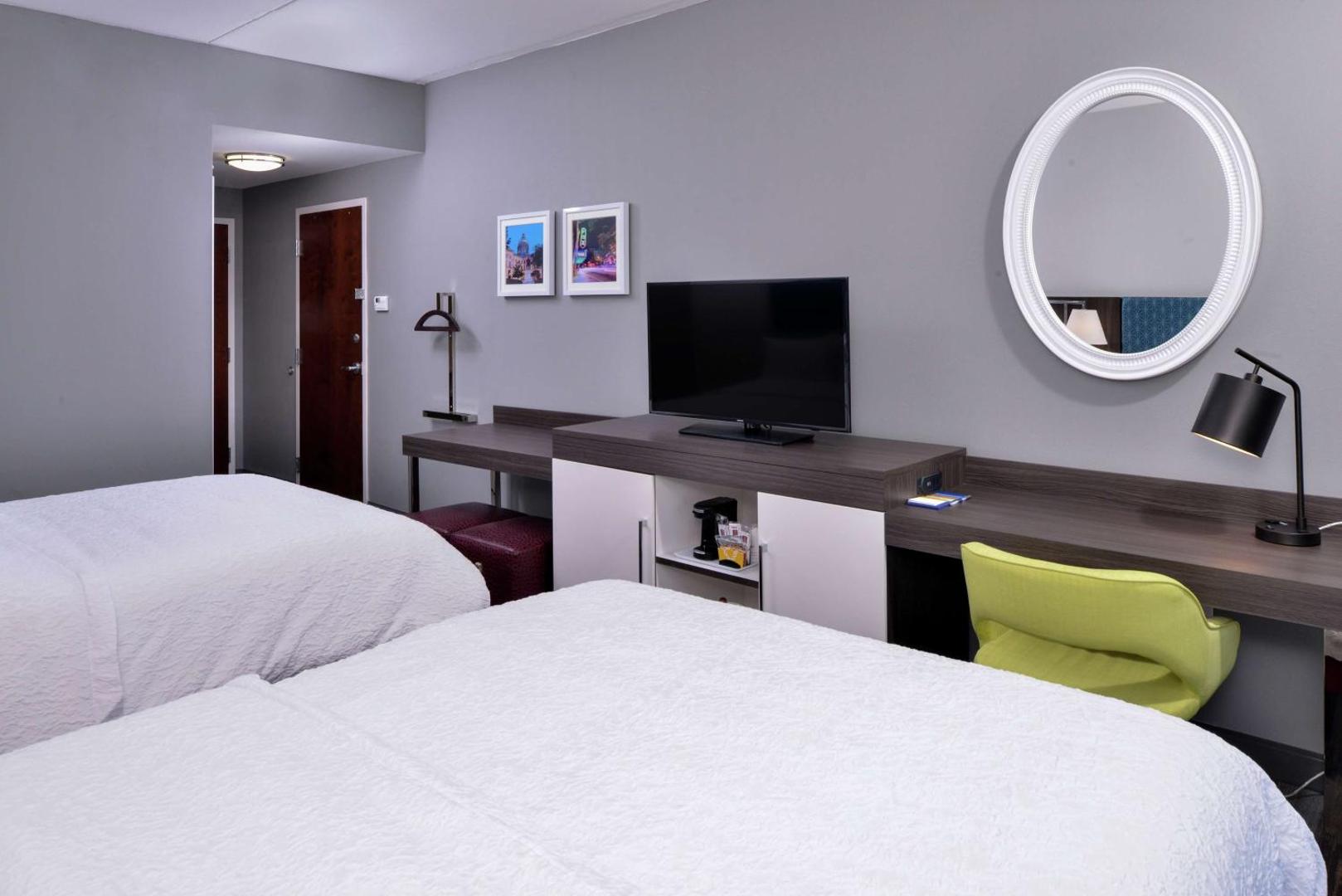 Hampton Inn and Suites Atlanta/Marietta Hampton Inn and Suites Atlanta/Marietta