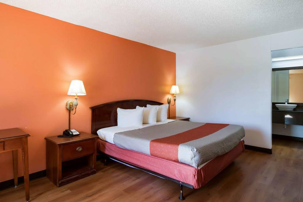 Econo Lodge Econo Lodge