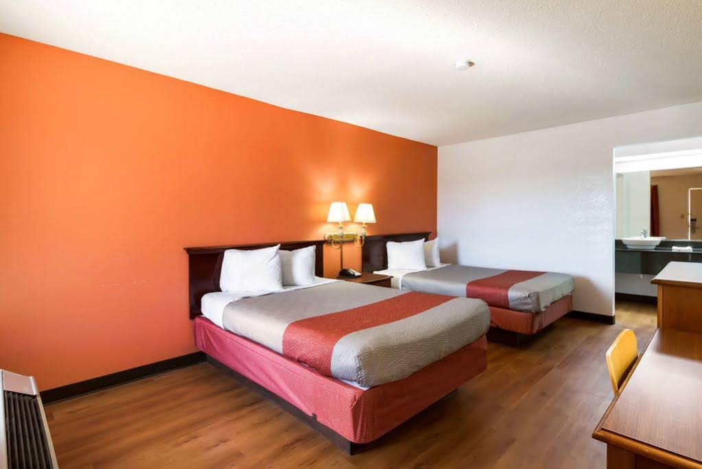 Econo Lodge Econo Lodge