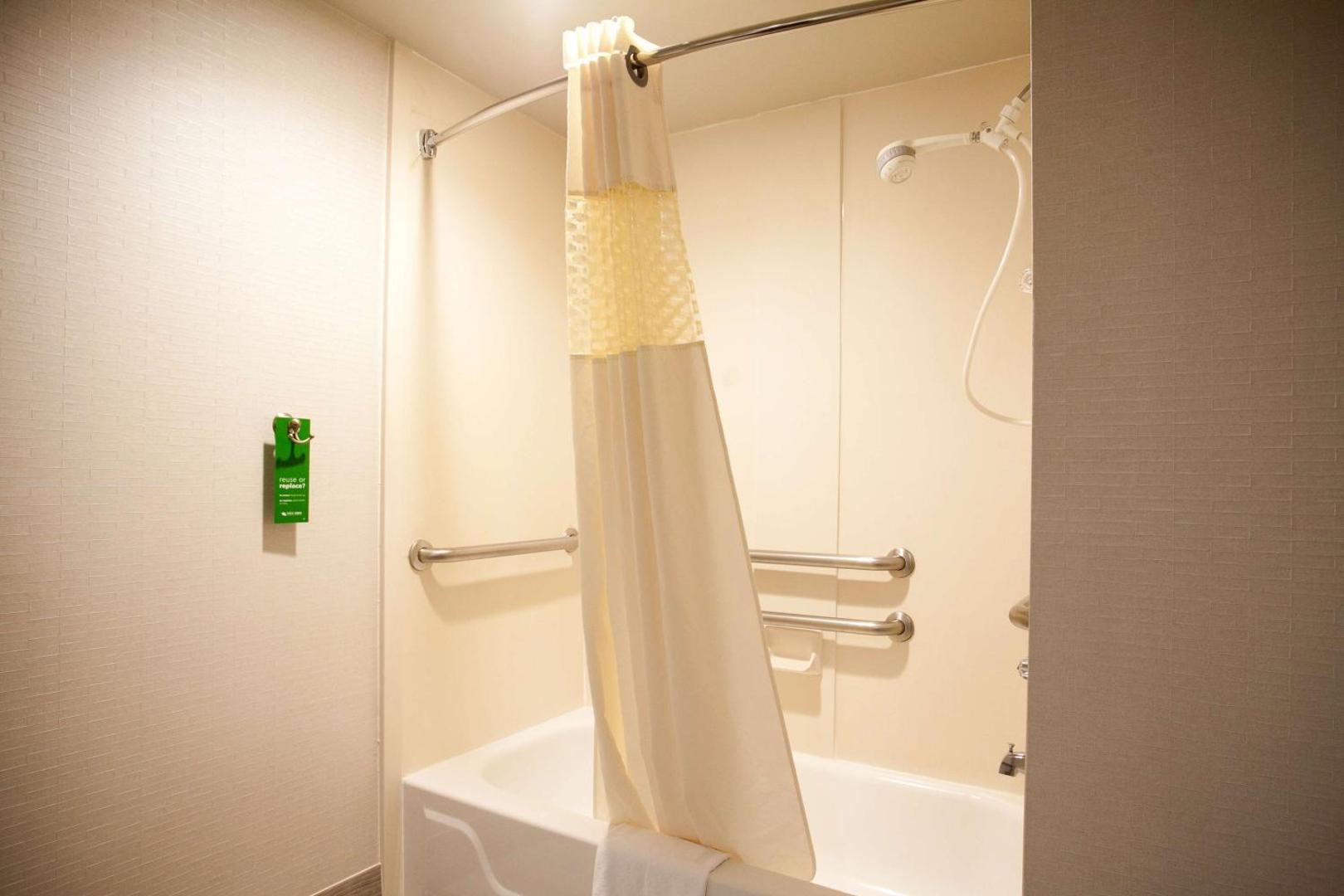 Hampton Inn Peachtree Corners Norcross