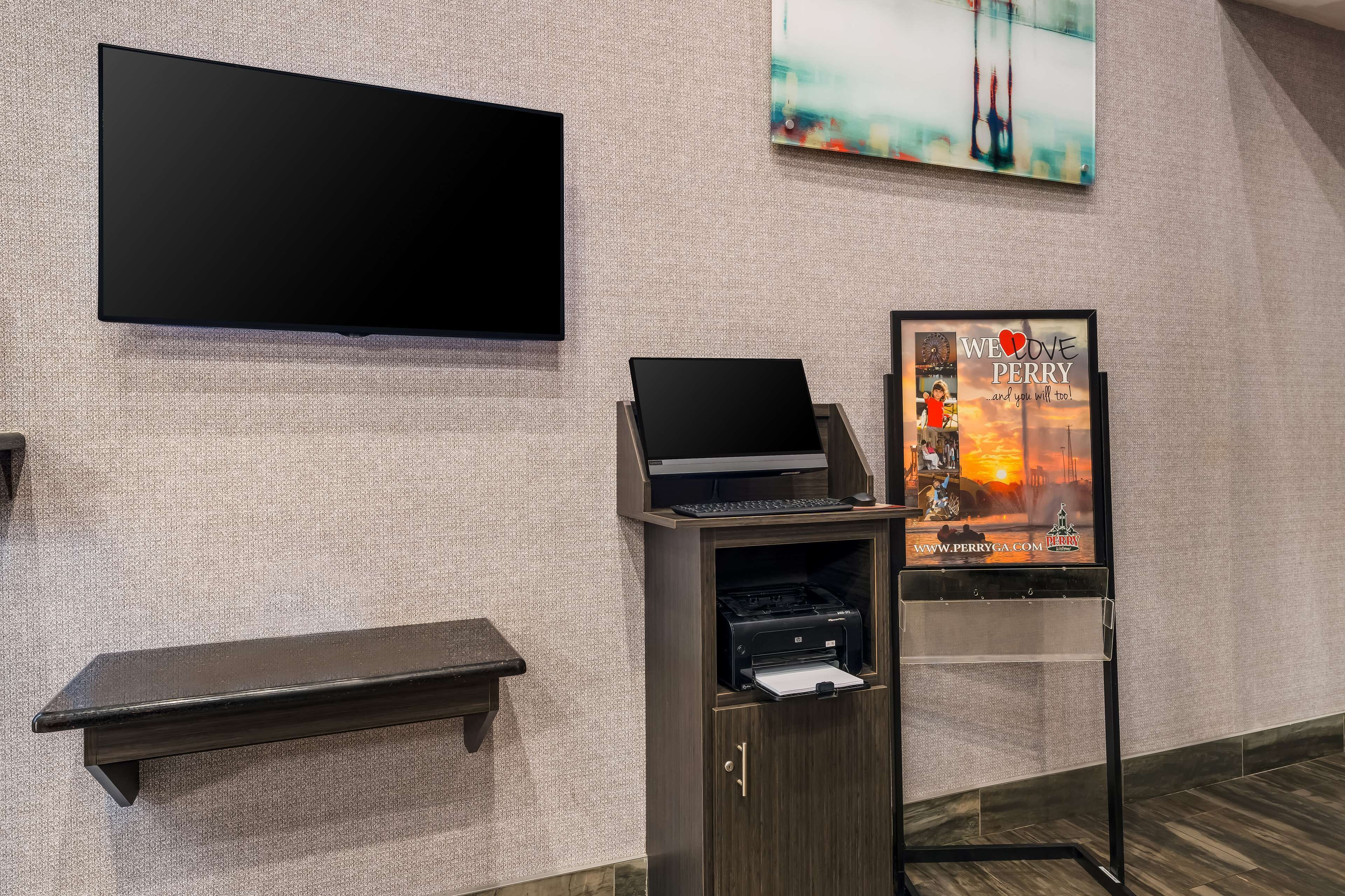 Best Western Bradbury Inn & Suites Best Western Bradbury Inn & Suites