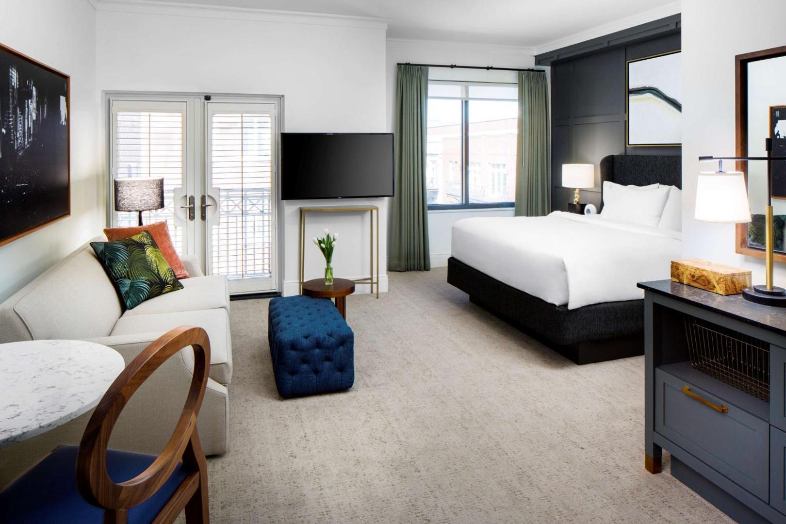 Andaz Savannah, by Hyatt Andaz Savannah, by Hyatt