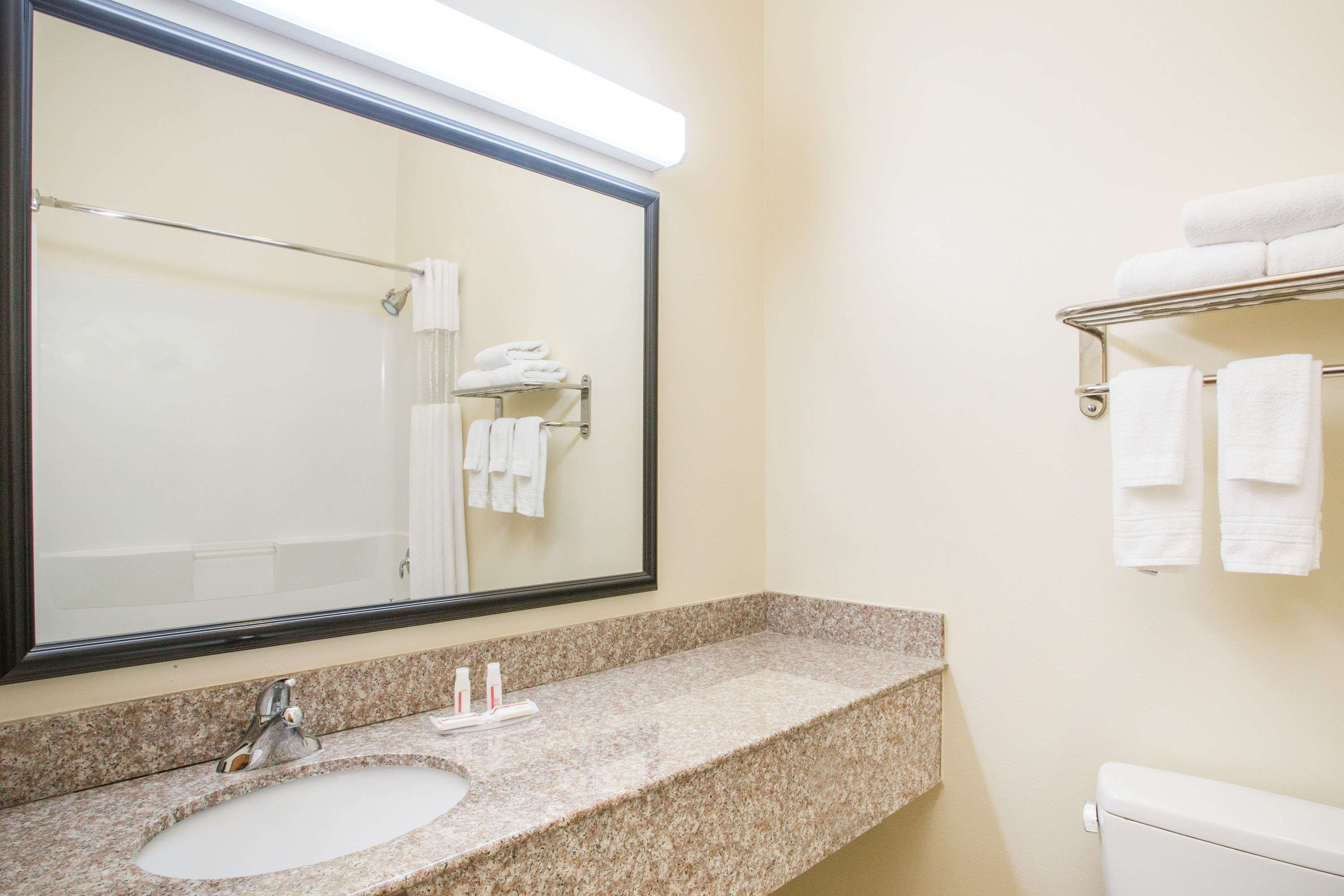 Baymont by Wyndham Savannah South Baymont by Wyndham Savannah South