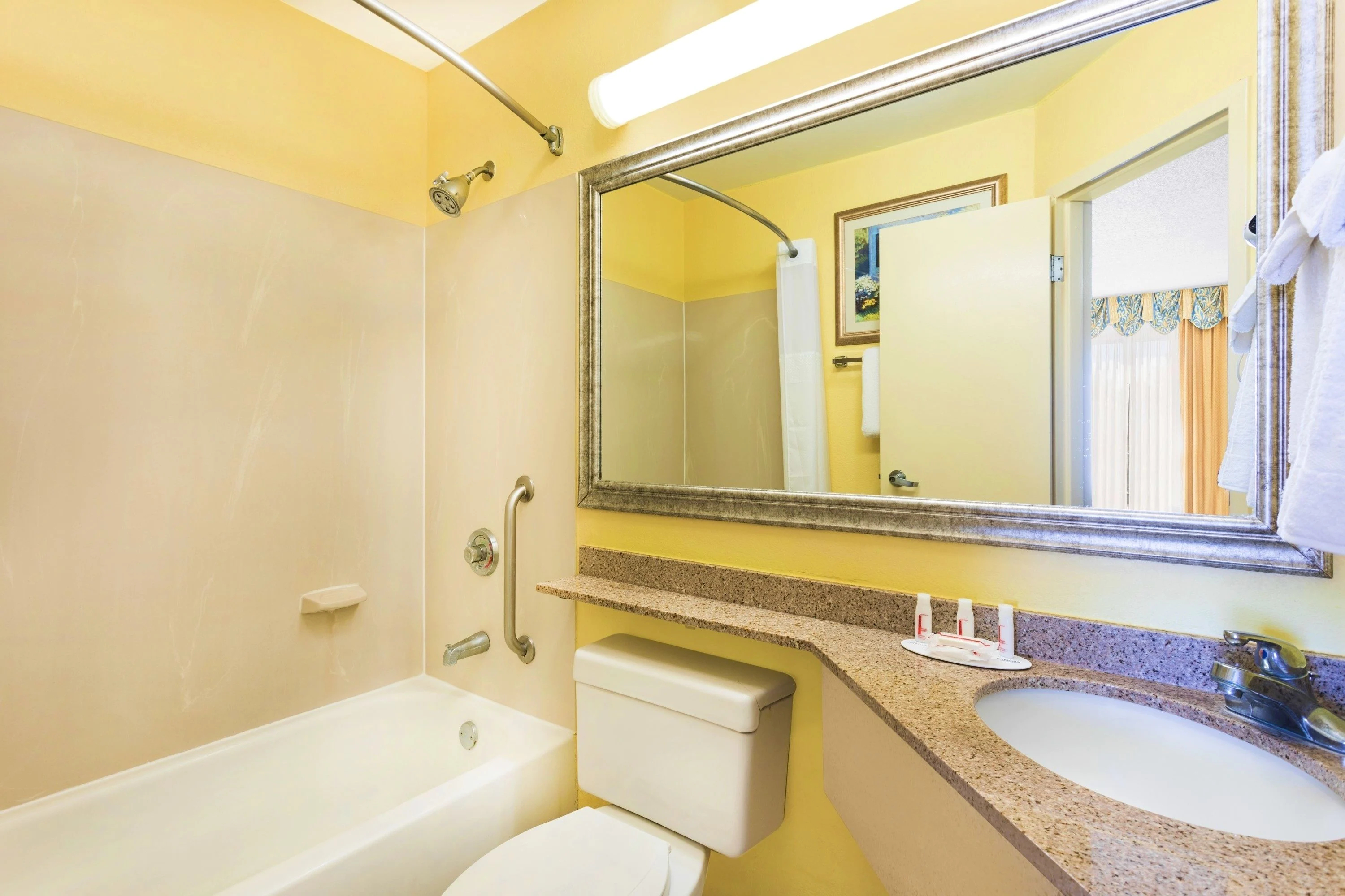 Baymont by Wyndham Savannah Midtown