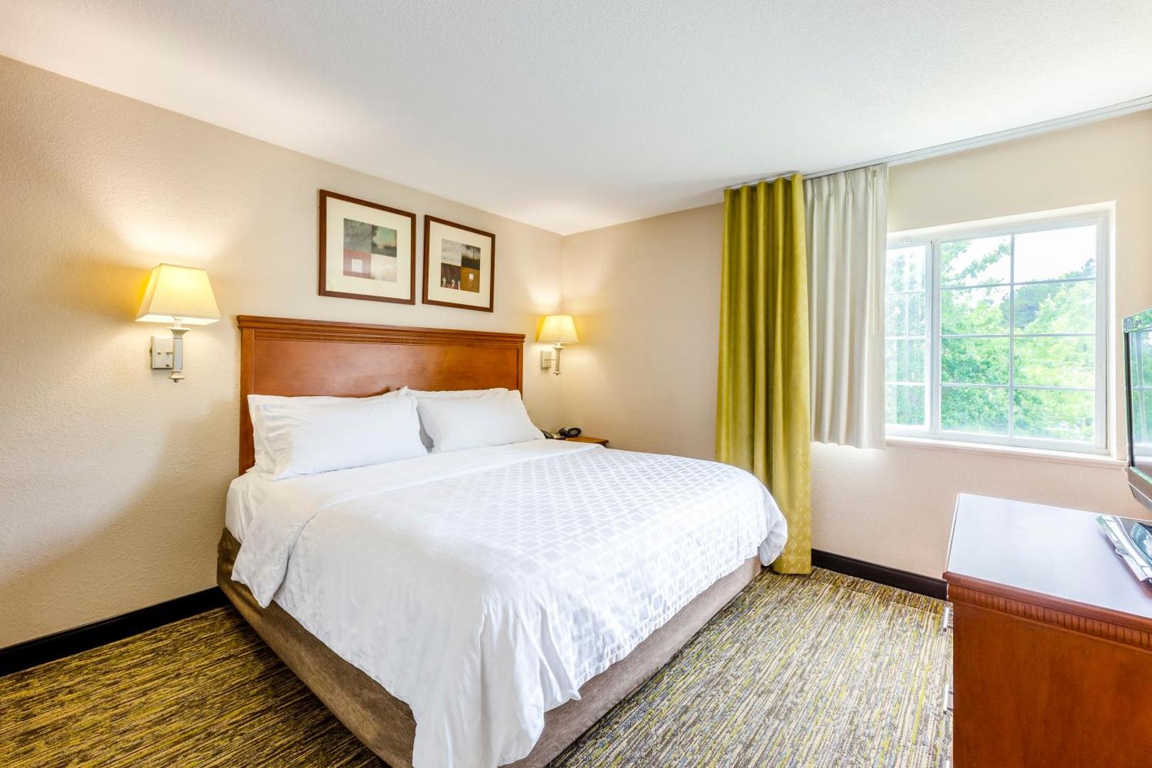 Candlewood Suites Savannah Airport
