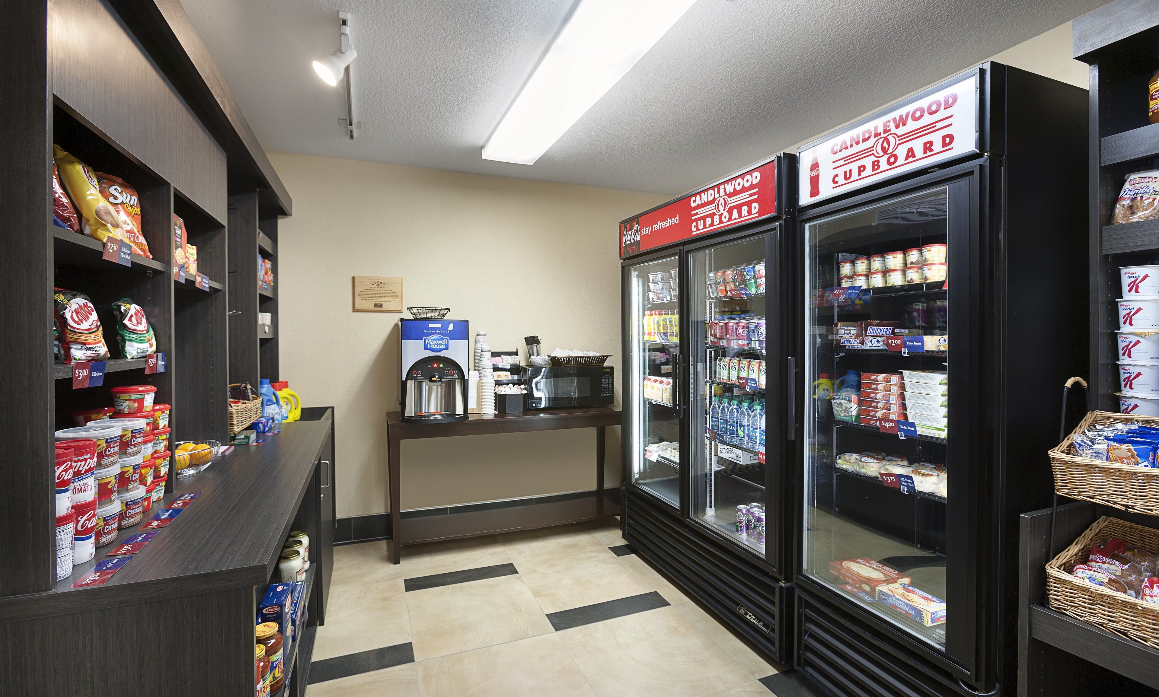 Candlewood Suites Savannah Airport