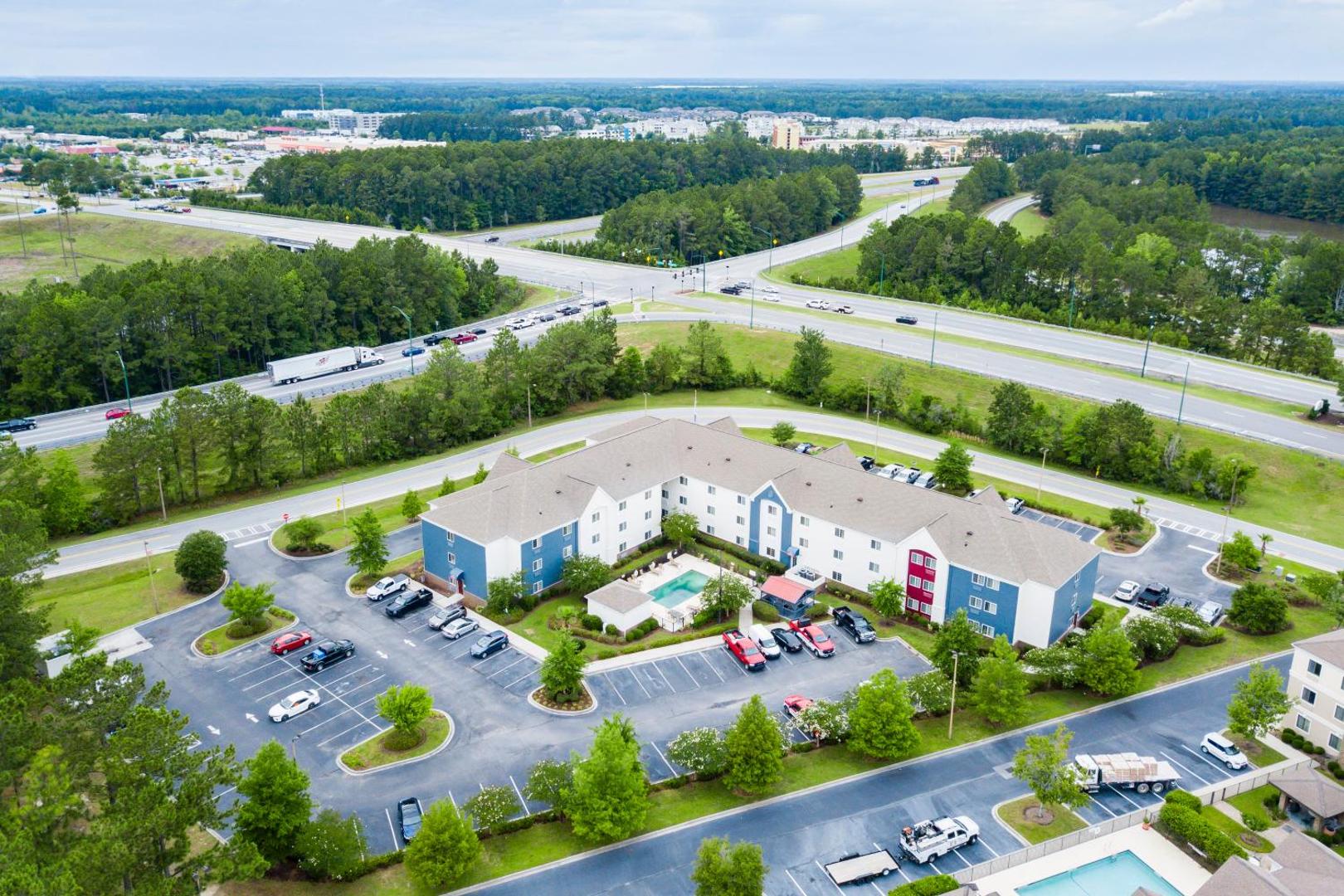 Candlewood Suites Savannah Airport