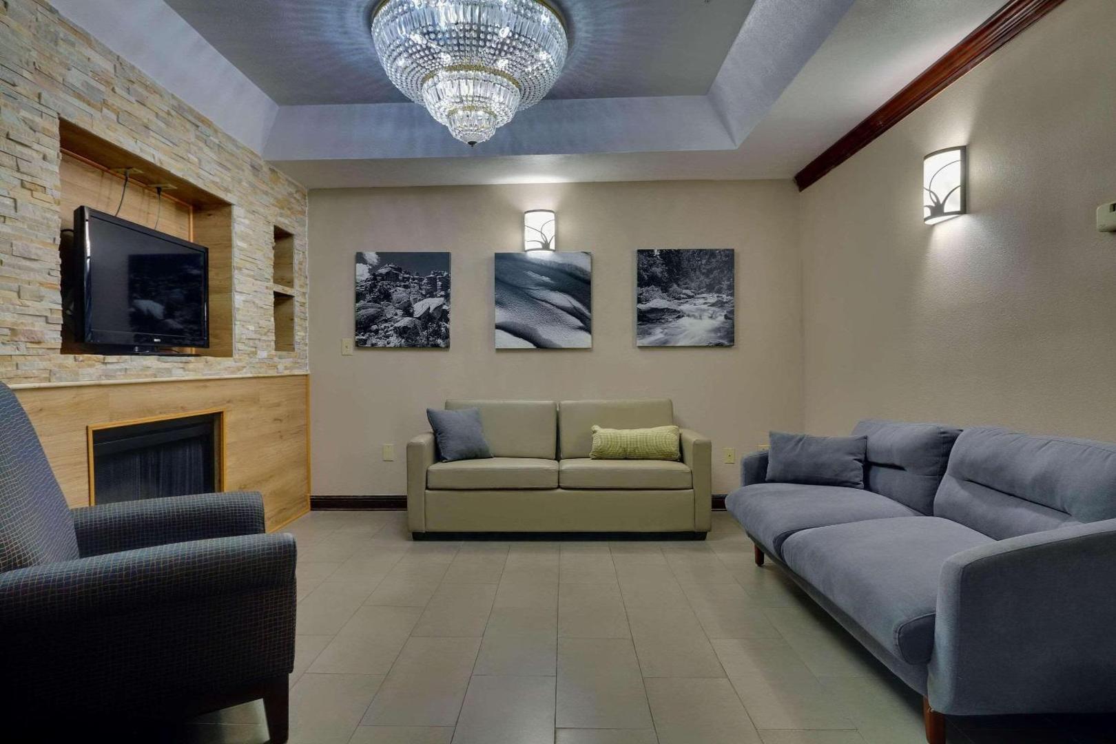 Country Inn & Suites by Radisson, Savannah Gateway, GA Country Inn & Suites by Radisson, Savannah Gateway, GA
