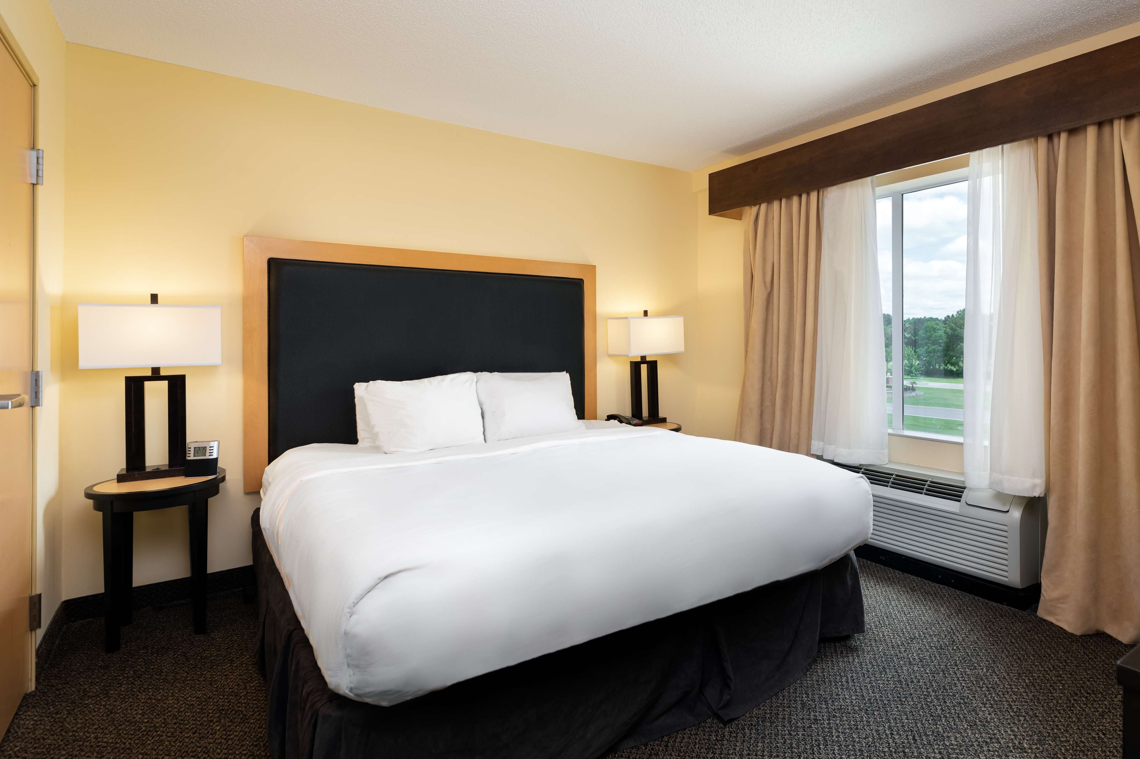 DoubleTree by Hilton Hotel Savannah Airport DoubleTree by Hilton Hotel Savannah Airport