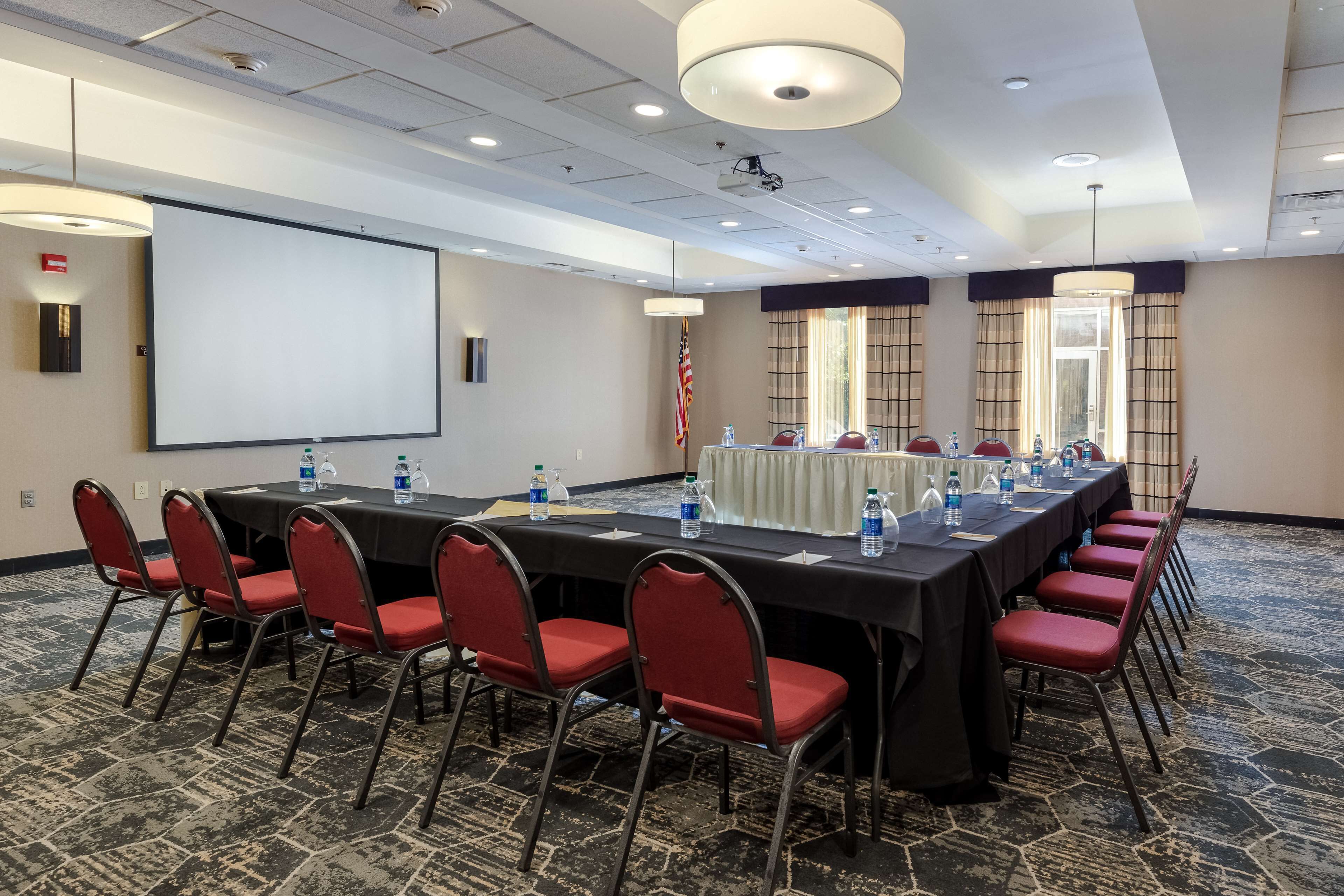 DoubleTree by Hilton Hotel Savannah Airport DoubleTree by Hilton Hotel Savannah Airport