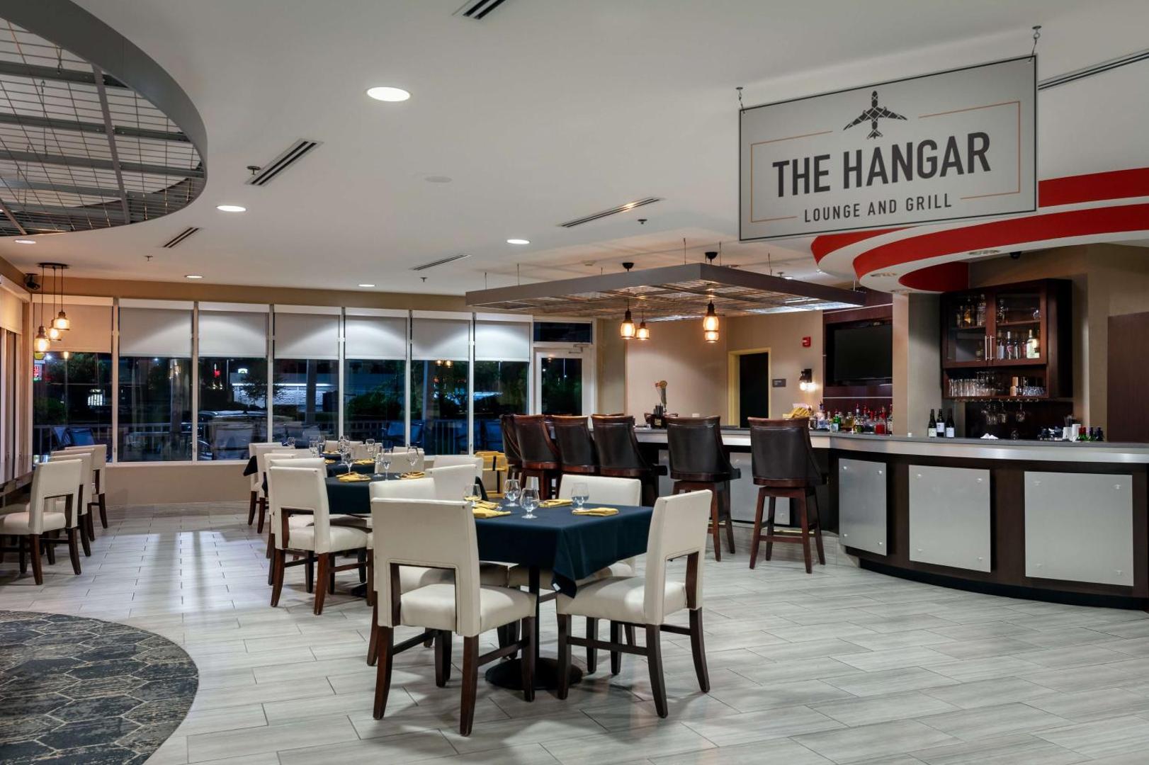 DoubleTree by Hilton Hotel Savannah Airport DoubleTree by Hilton Hotel Savannah Airport