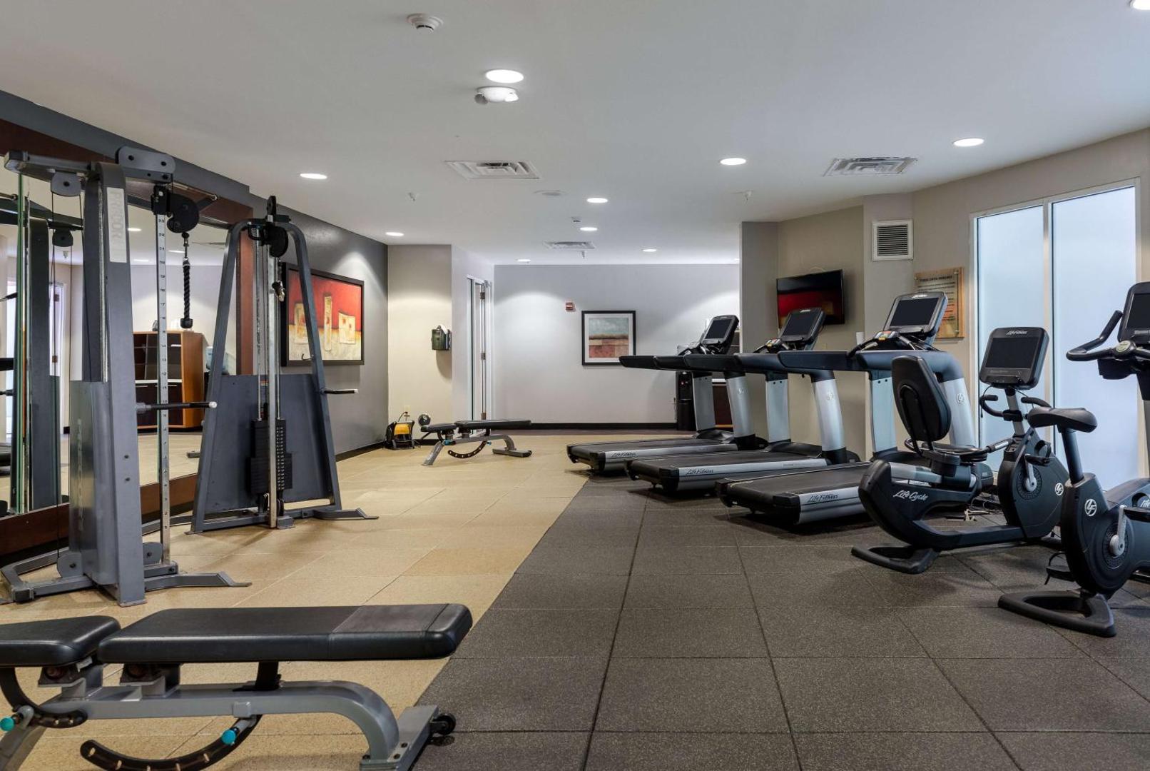 DoubleTree by Hilton Hotel Savannah Airport DoubleTree by Hilton Hotel Savannah Airport