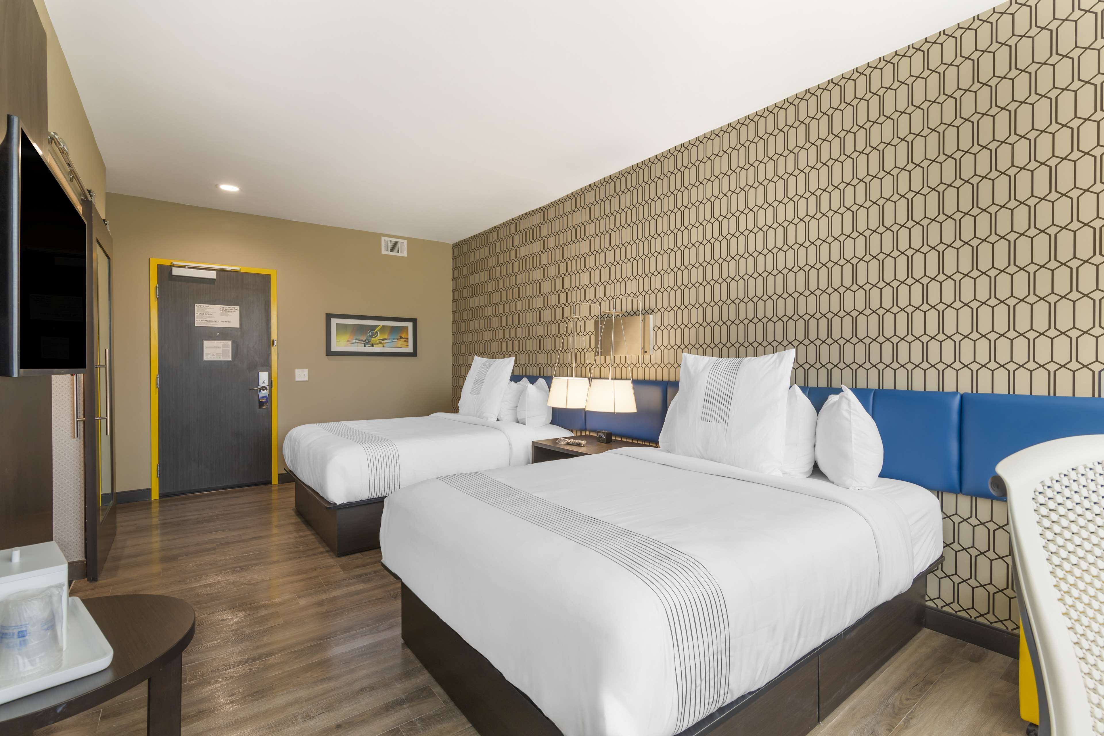 GLo Best Western Pooler - Savannah Airport Hotel GLo Best Western Pooler - Savannah Airport Hotel