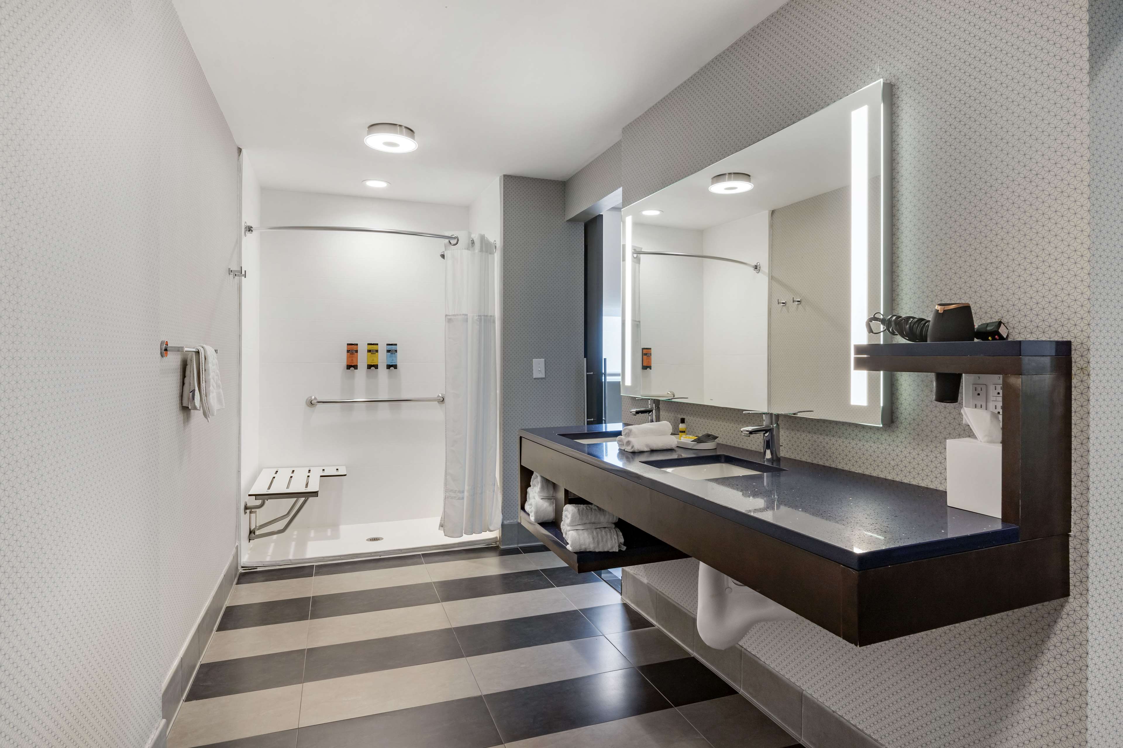 GLo Best Western Savannah-Gateway I-95